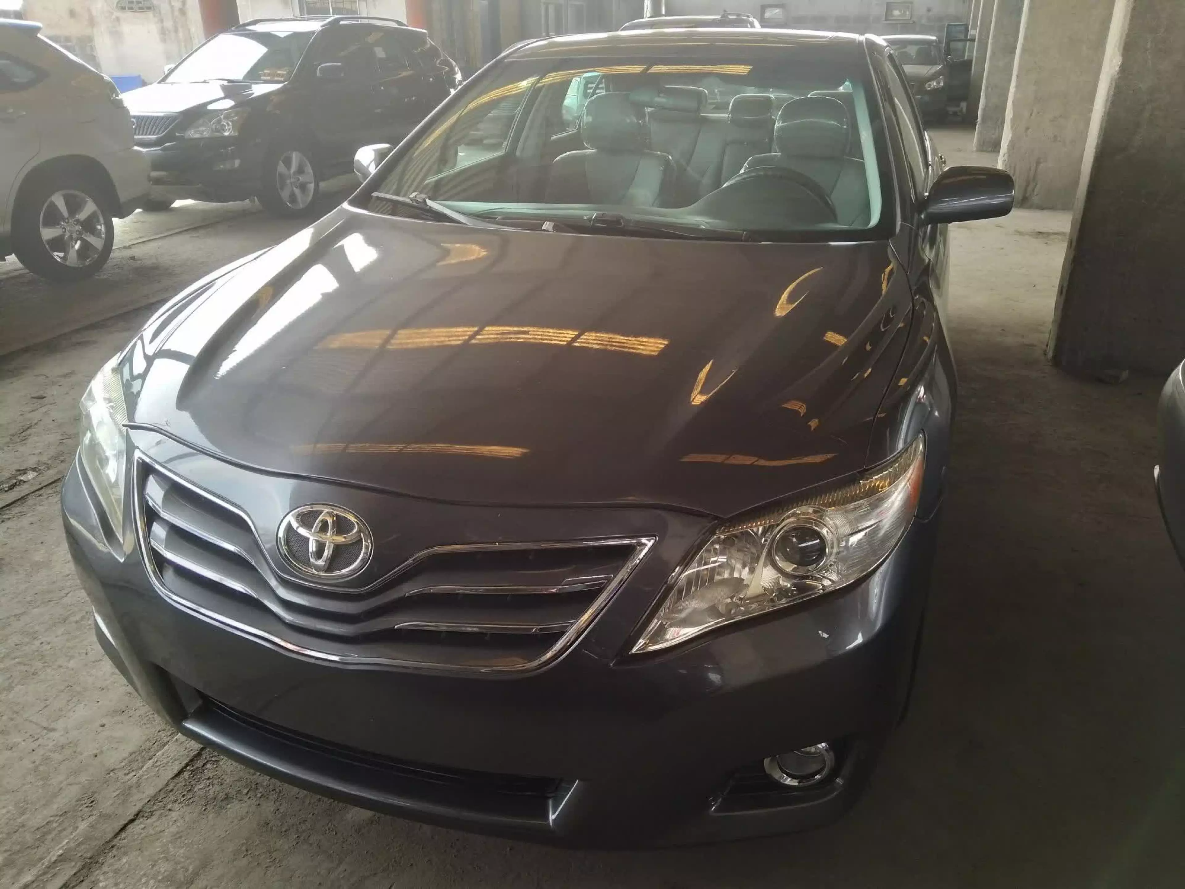 Toyota Camry - 2009