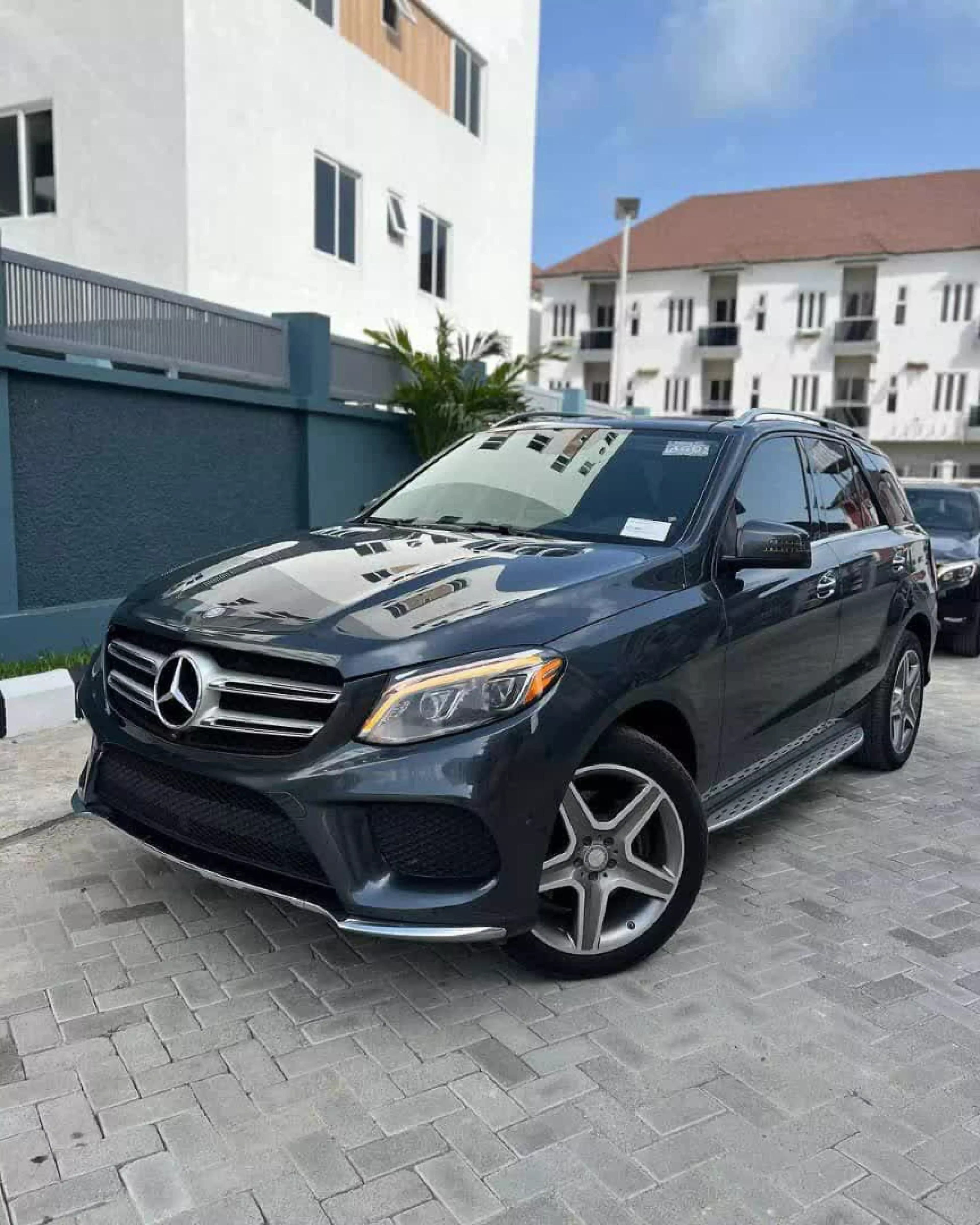 Mercedes-Benz GLE 400 - 2016