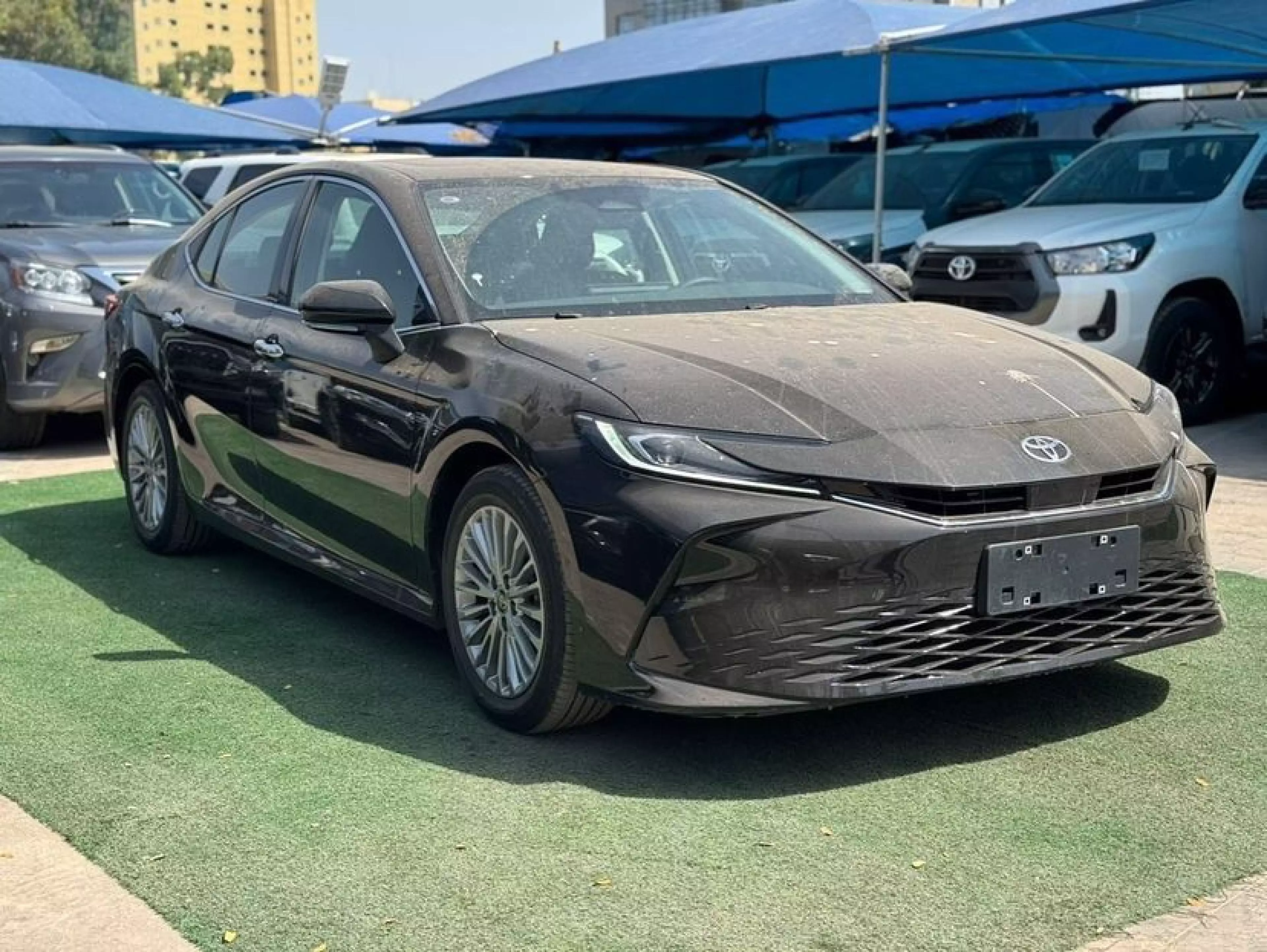 Toyota Camry  - 2025