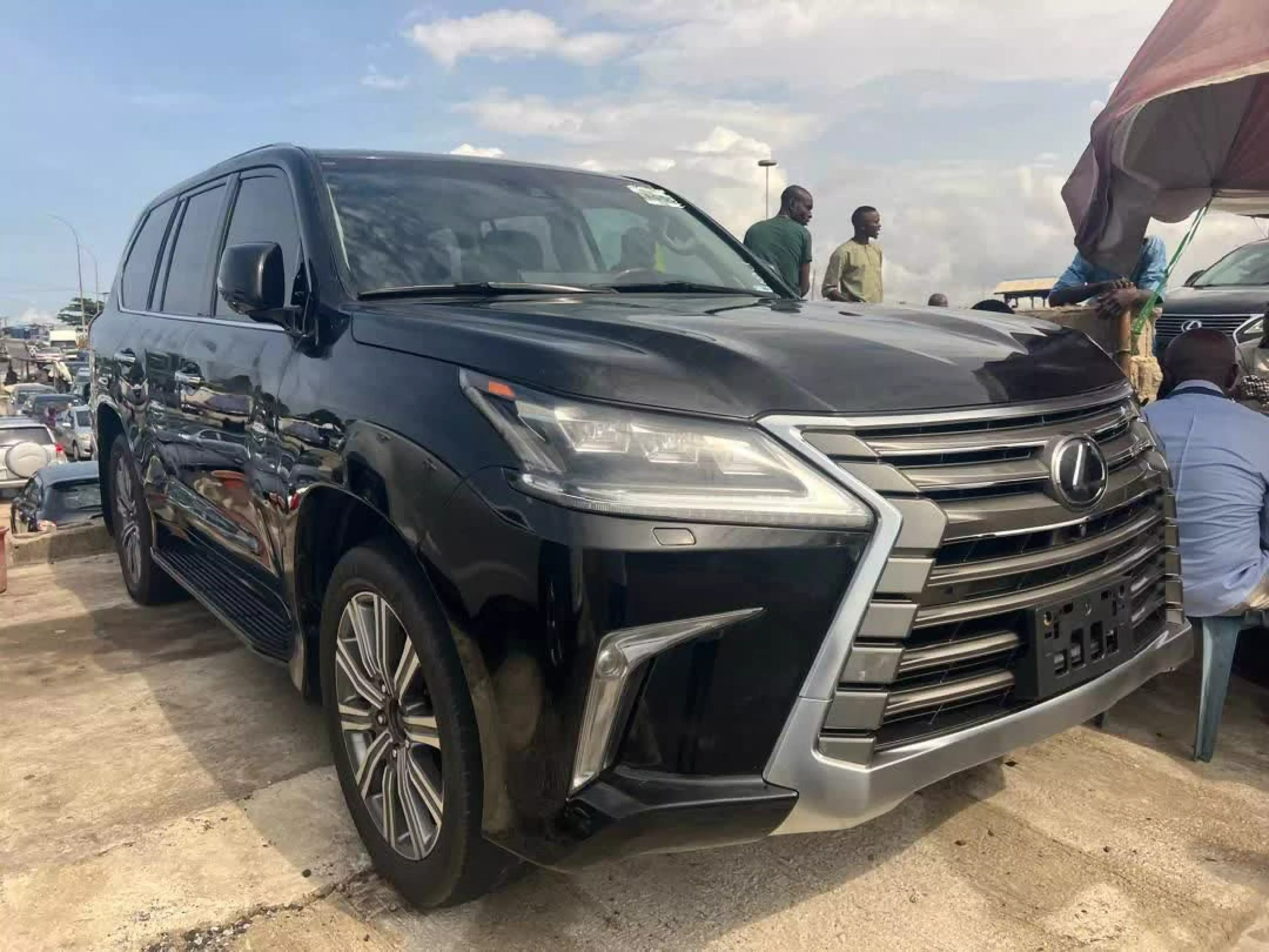 Lexus LX 570 - 2016