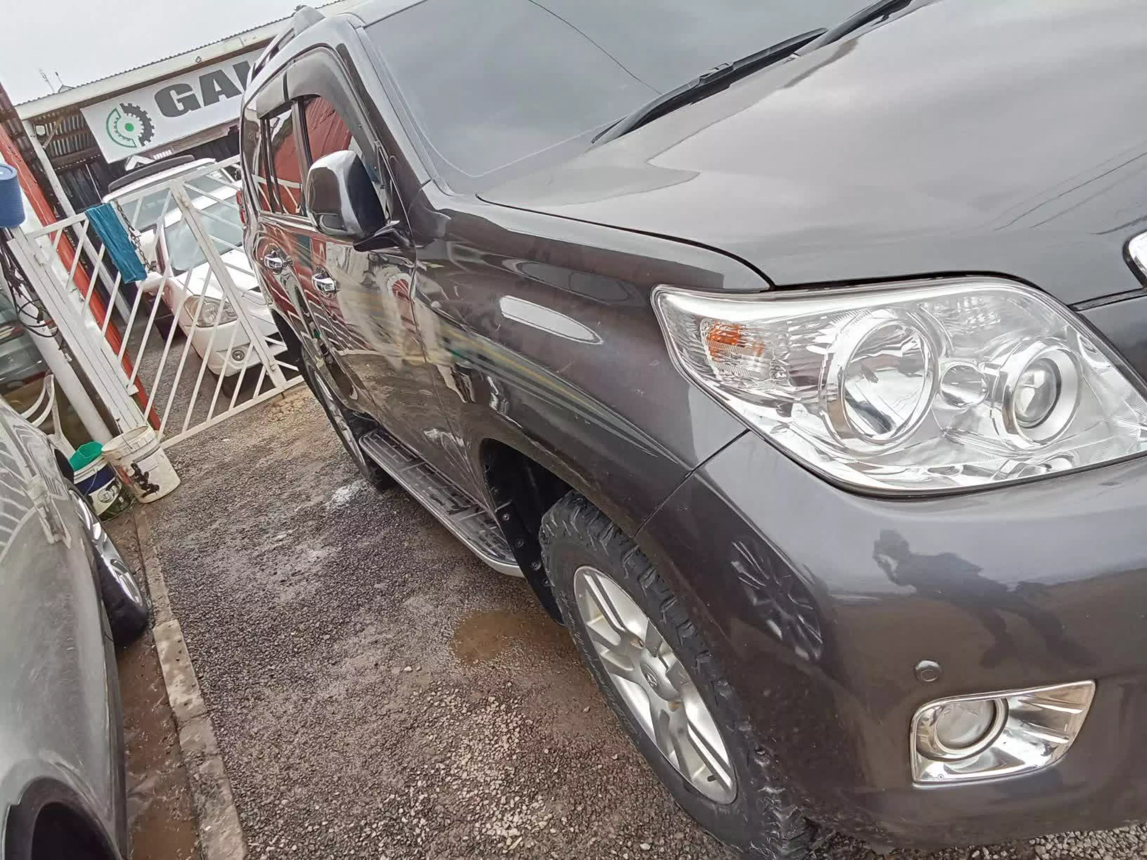 Toyota Land Cruiser Prado TX L  - 2010