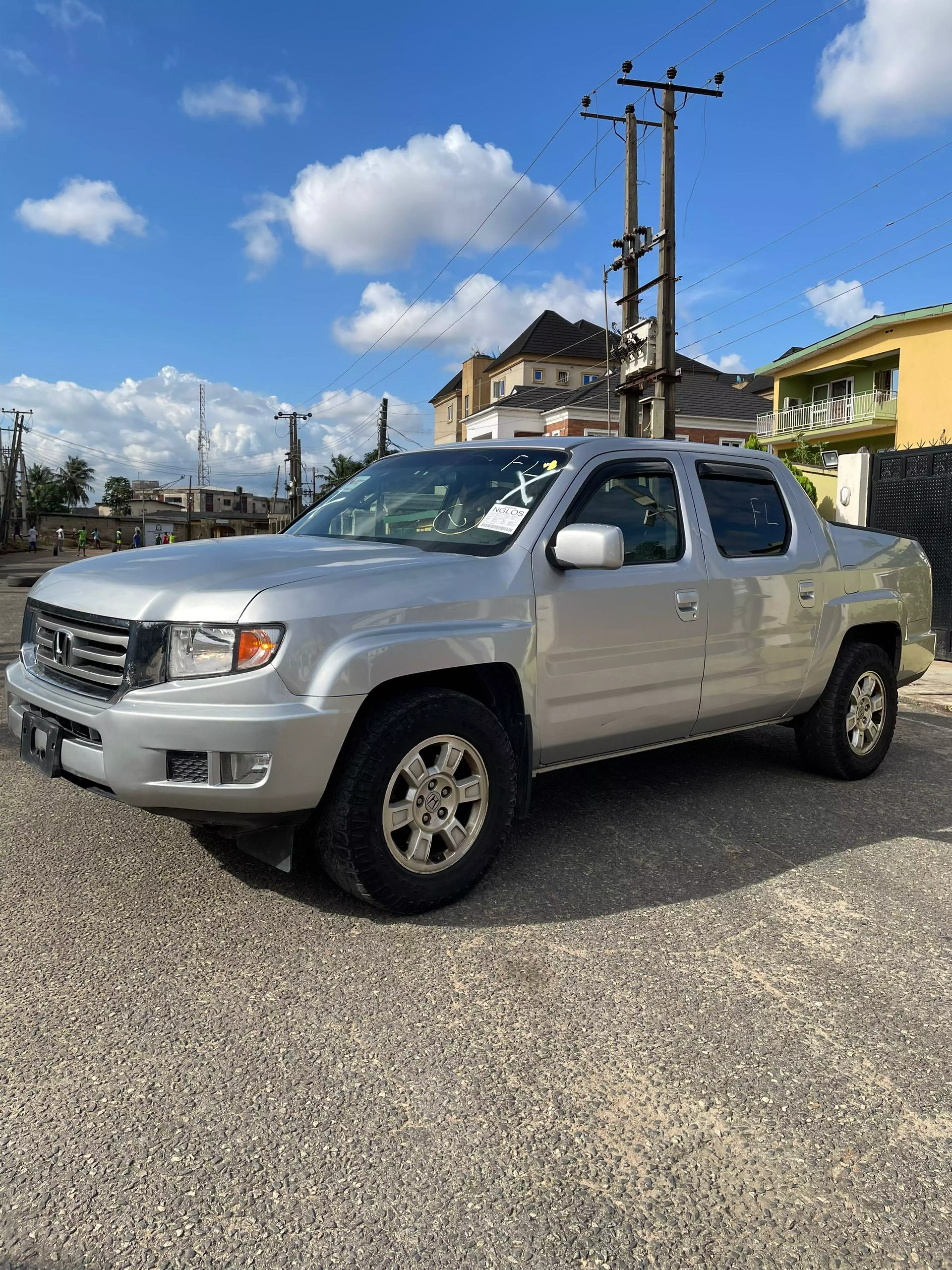 Honda Ridgeline  - 2012