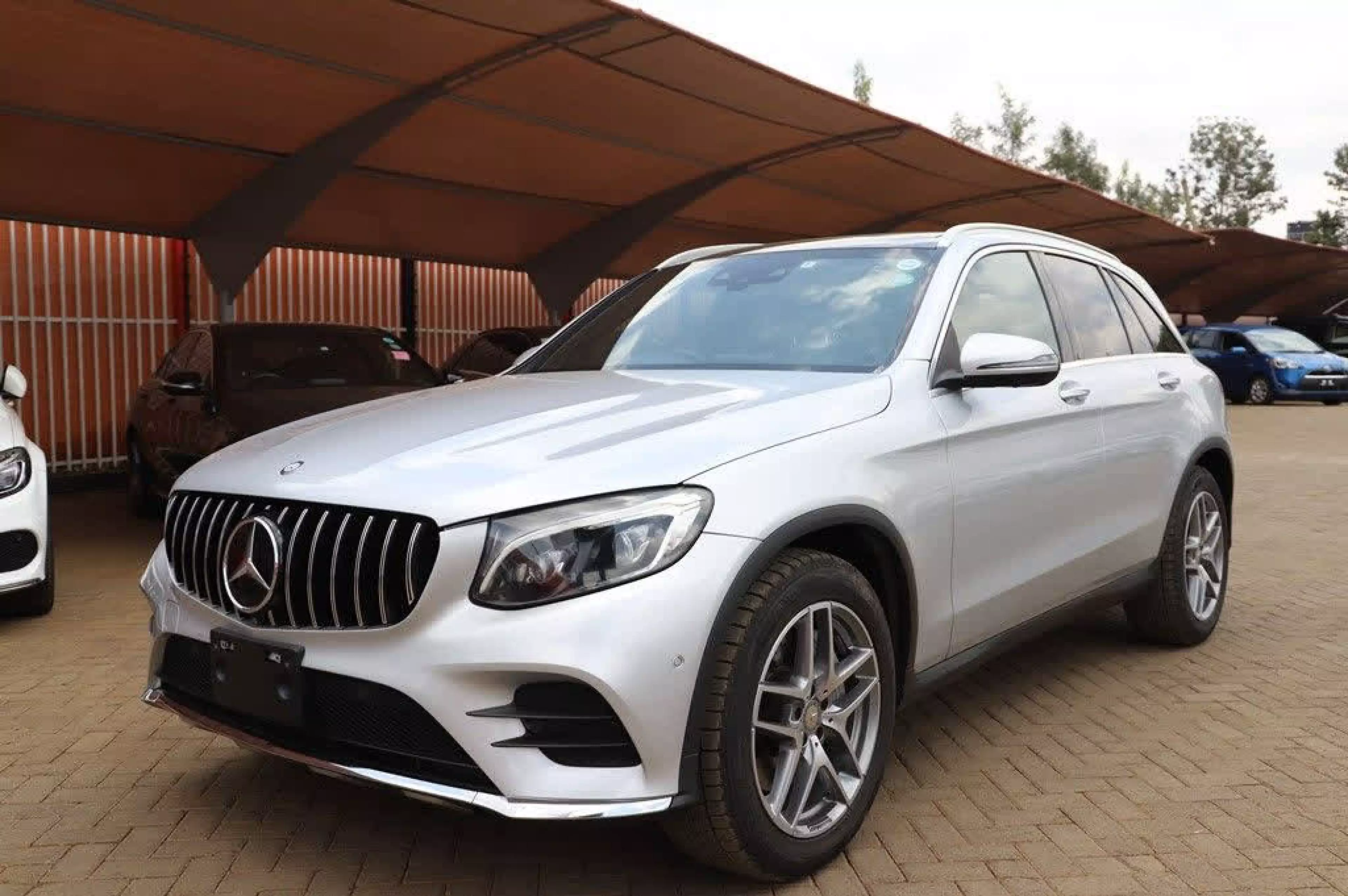 Mercedes-Benz GLC 200 - 2016