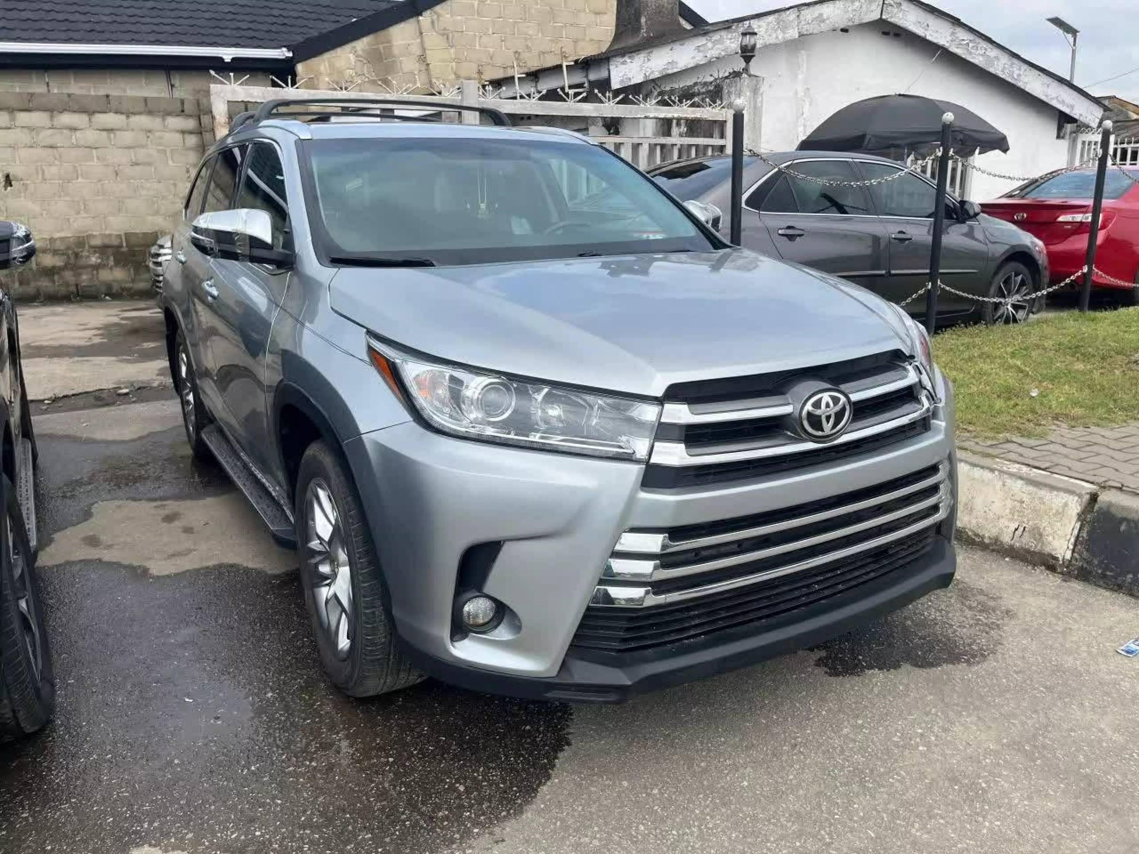 Toyota Highlander  - 2016