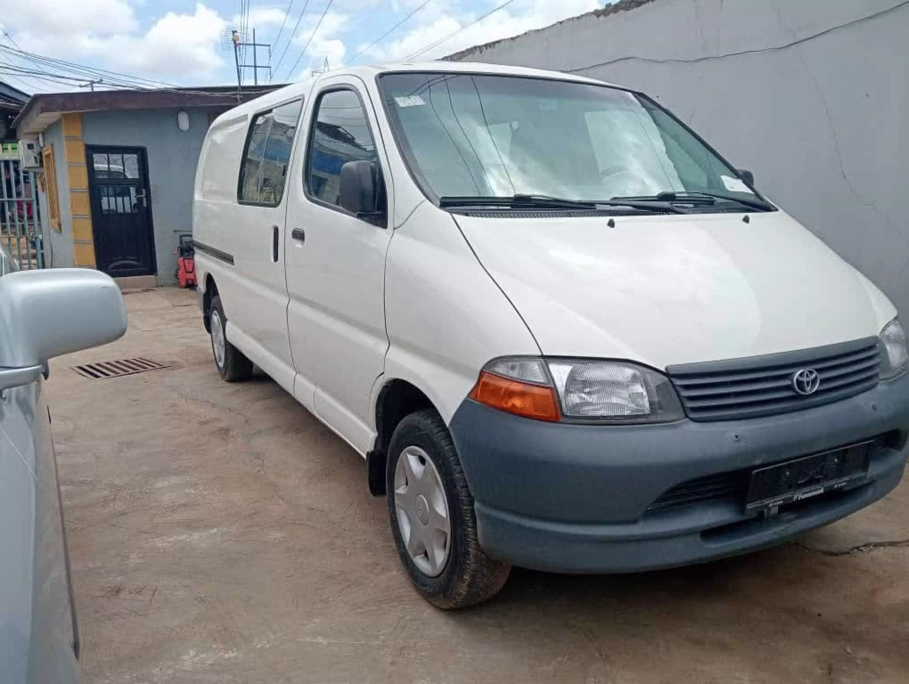 Toyota Hiace - 2006