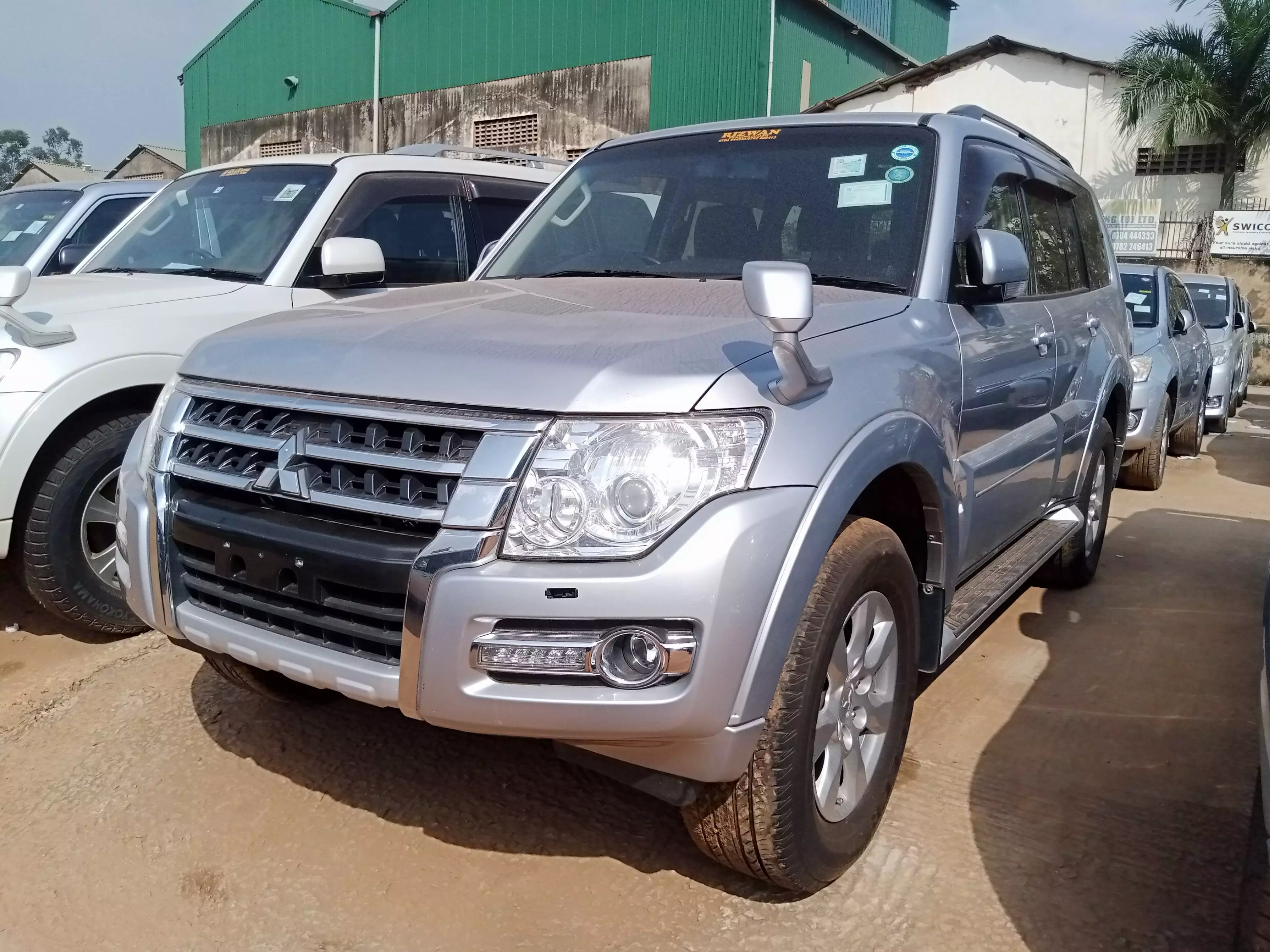 Mitsubishi Pajero  - 2012