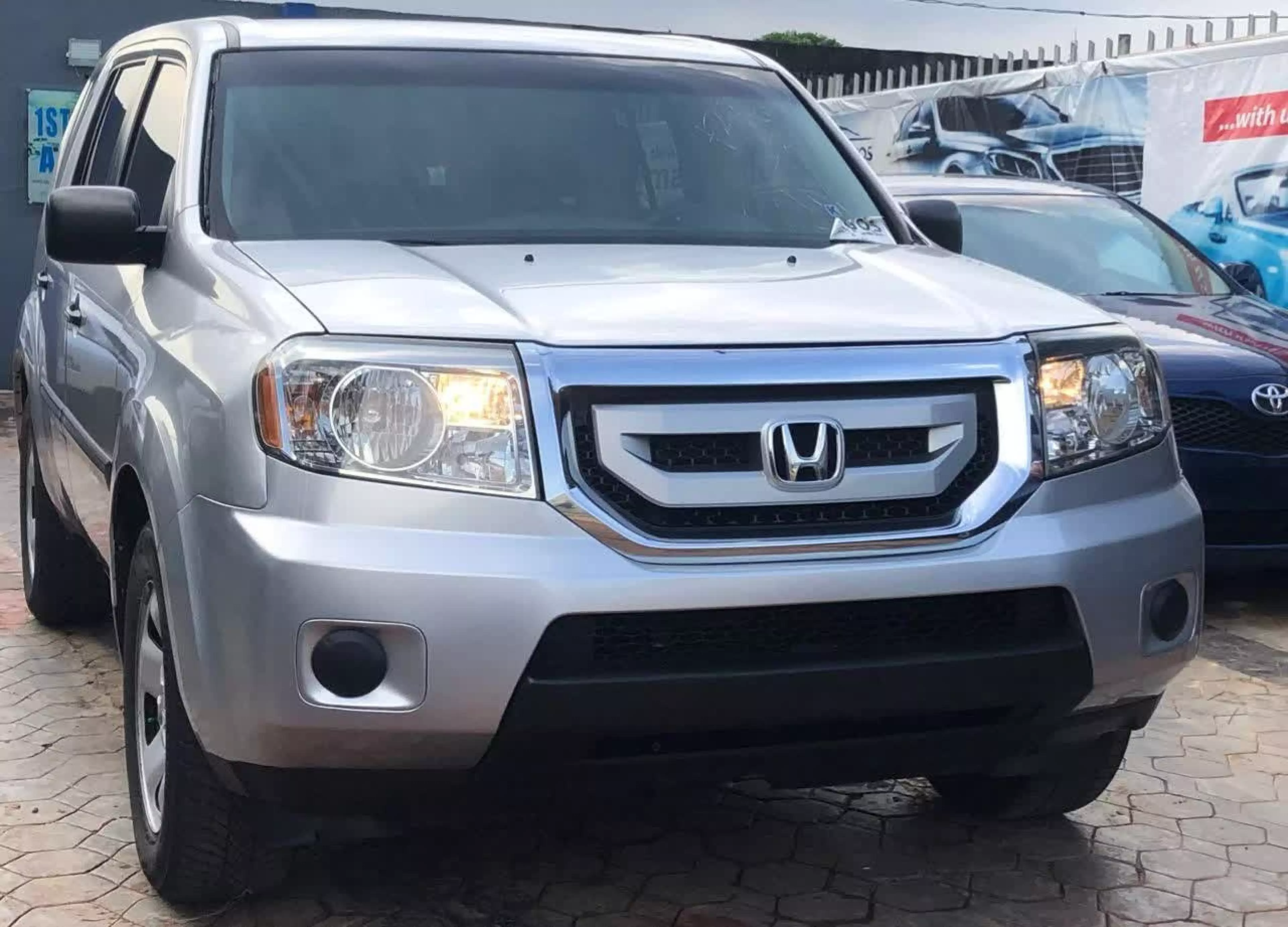 Honda Pilot - 2012