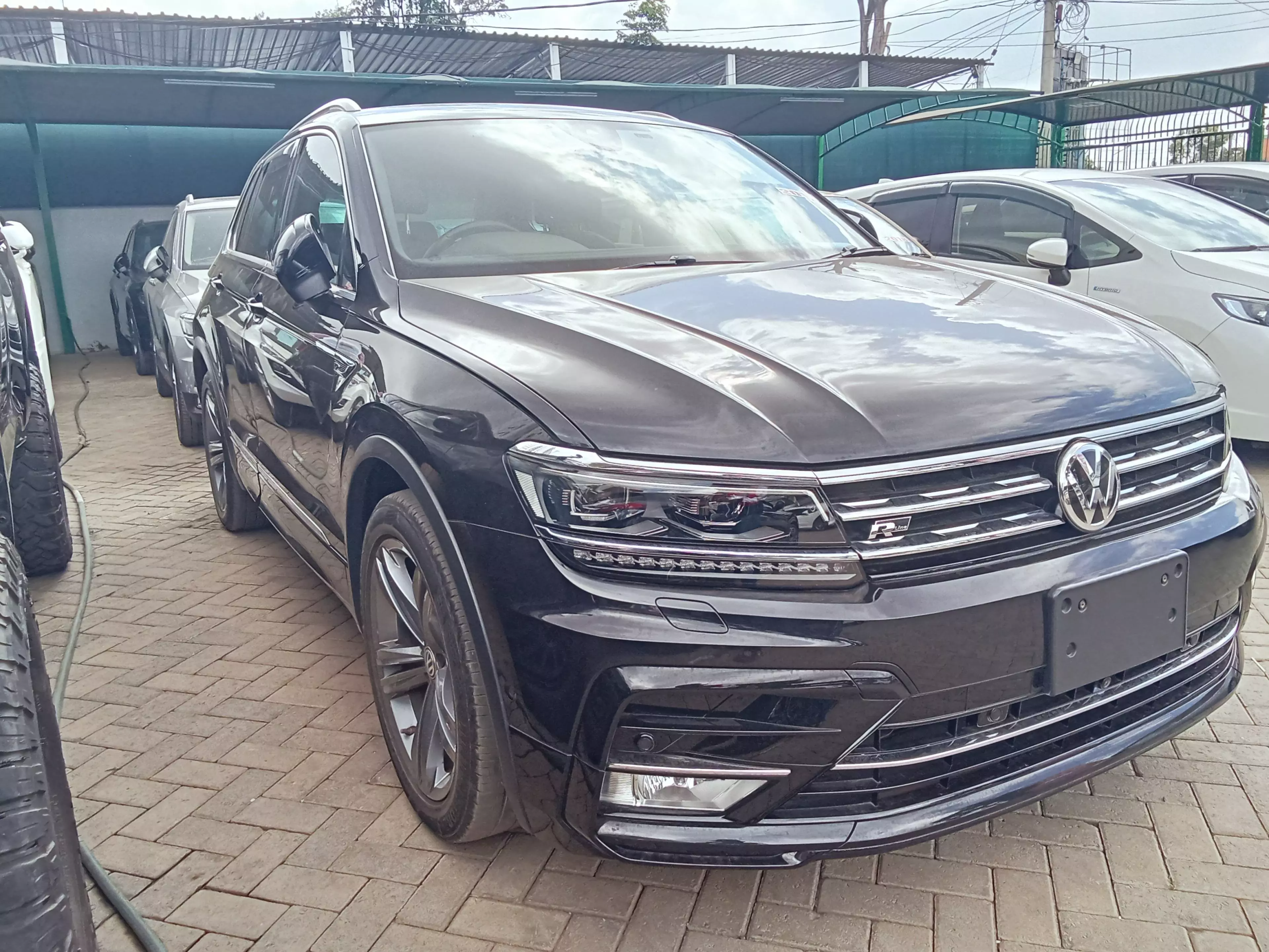 Volkswagen Tiguan - 2017