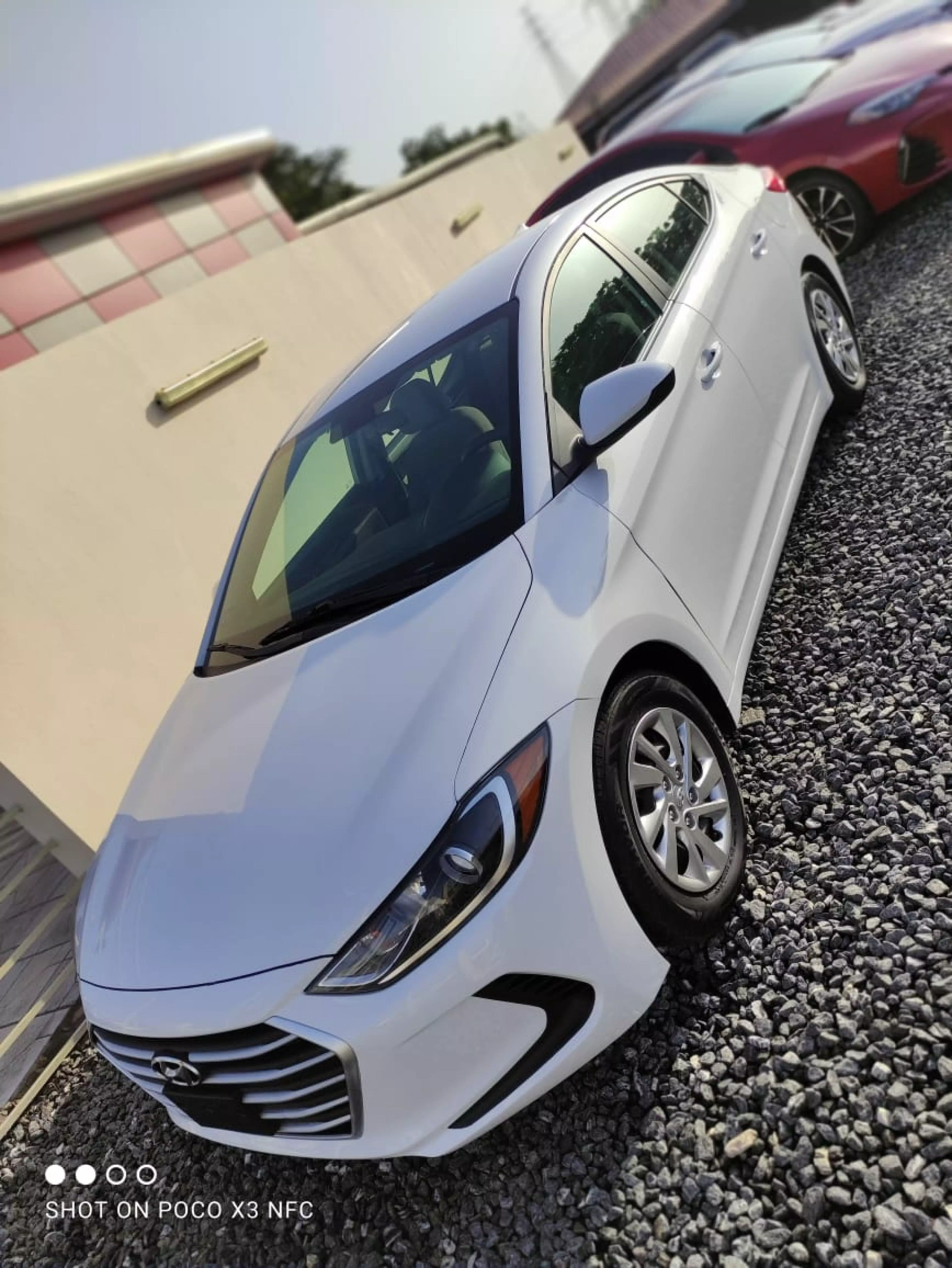 Hyundai Elantra - 2017