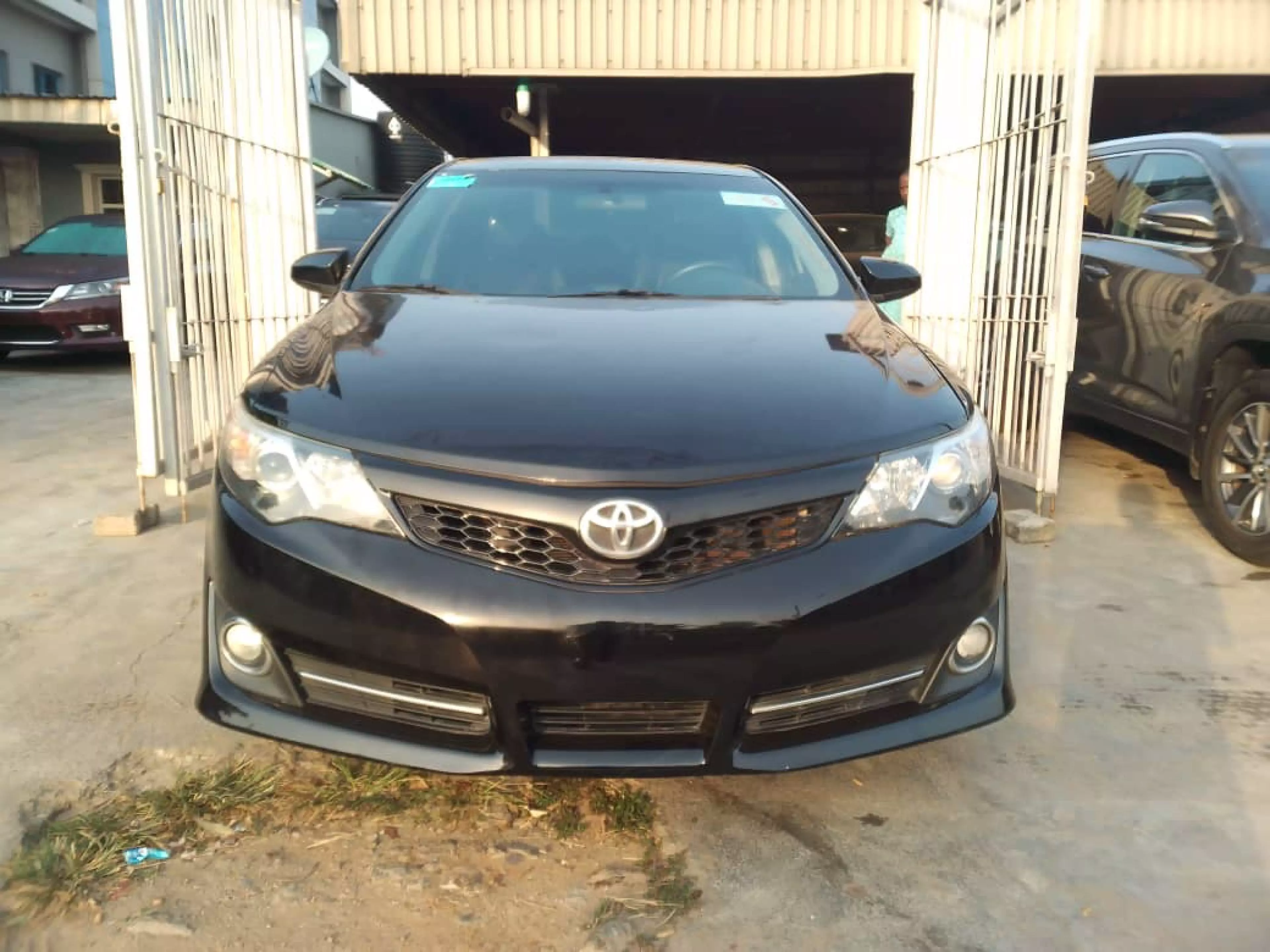 Toyota Camry - 2013