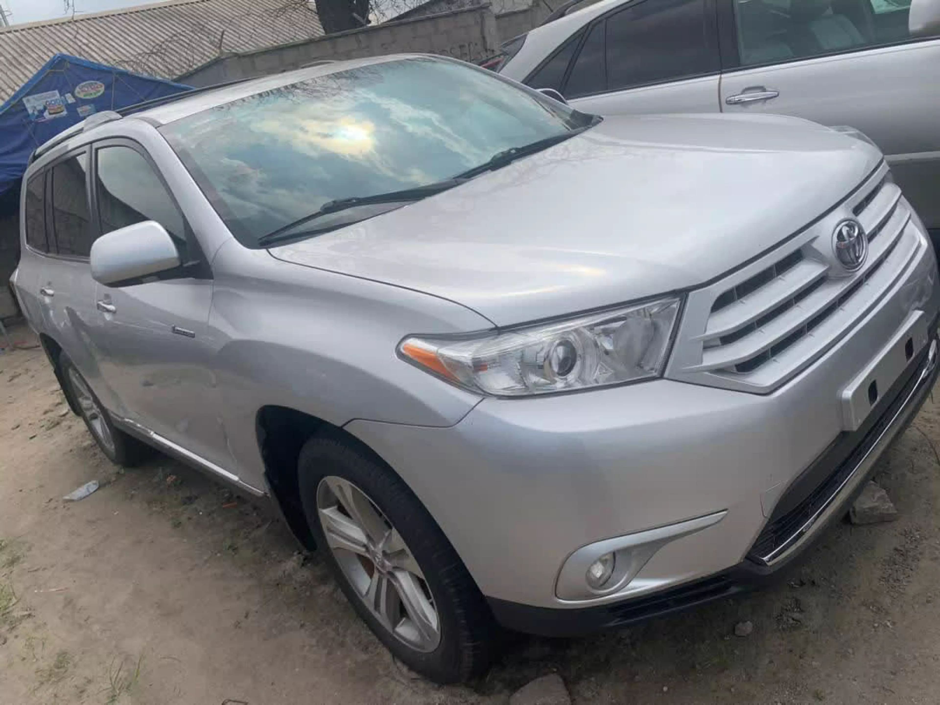 Toyota Highlander - 2011