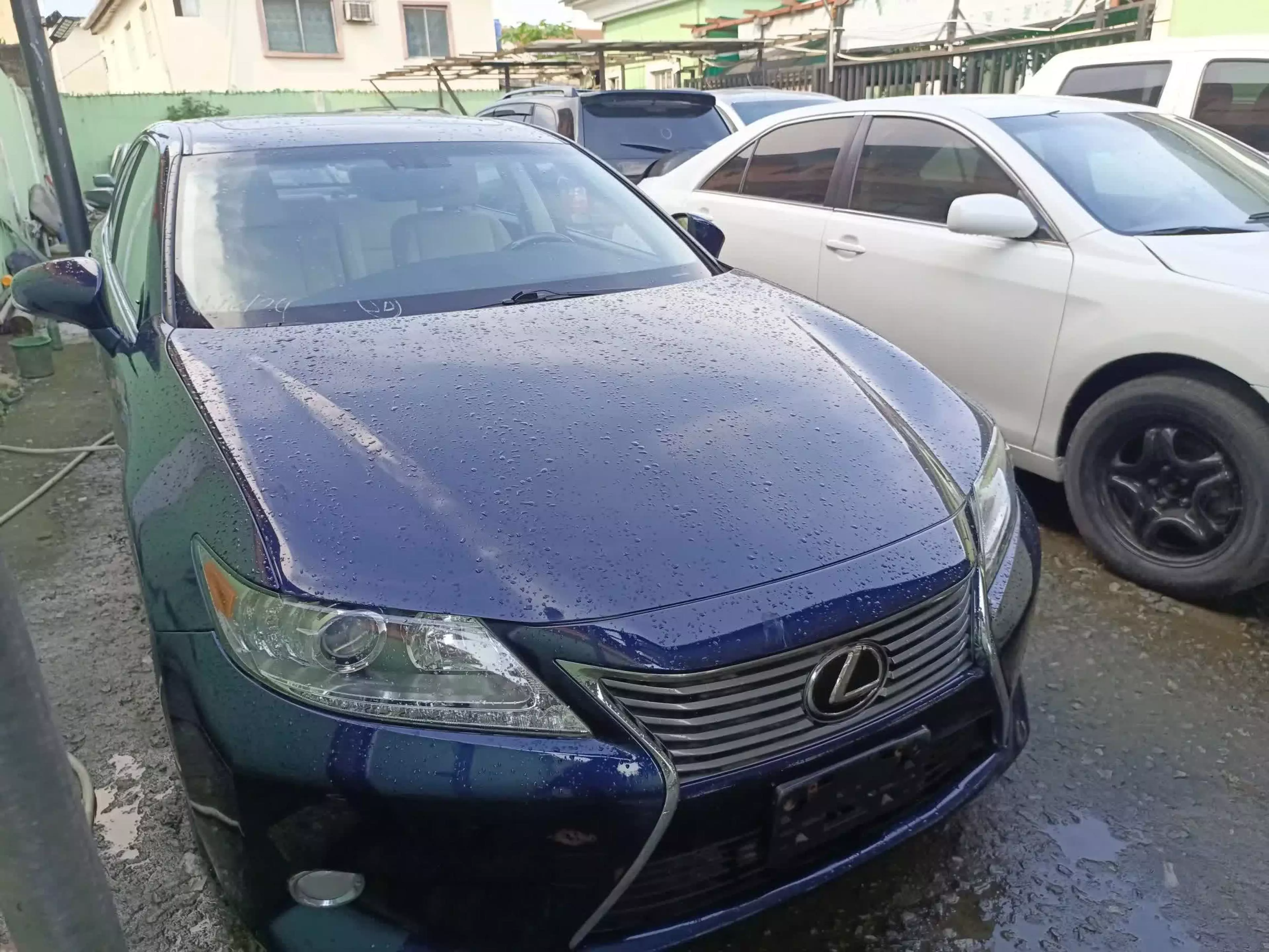 Lexus ES 350  - 2013