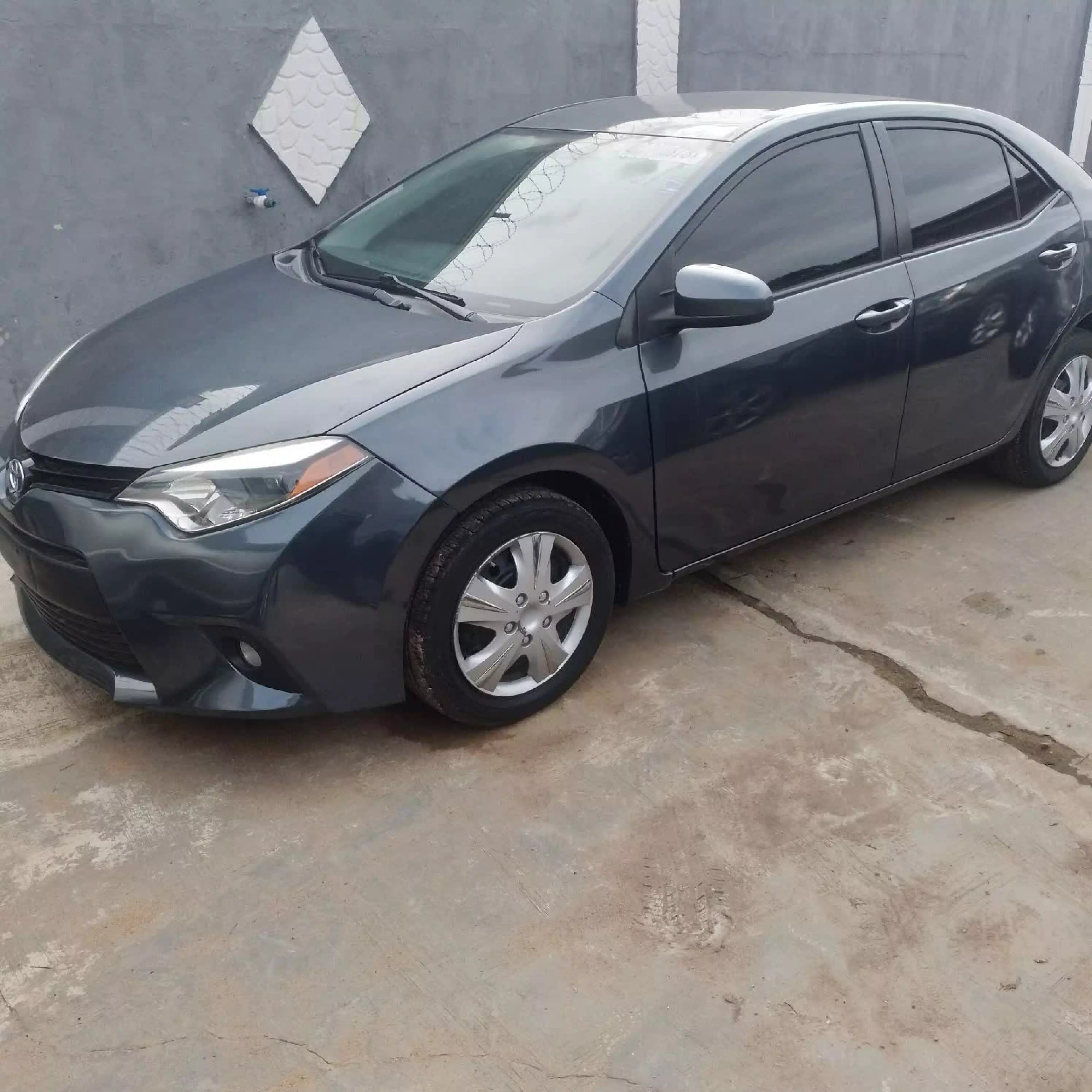 Toyota Corolla  - 2015