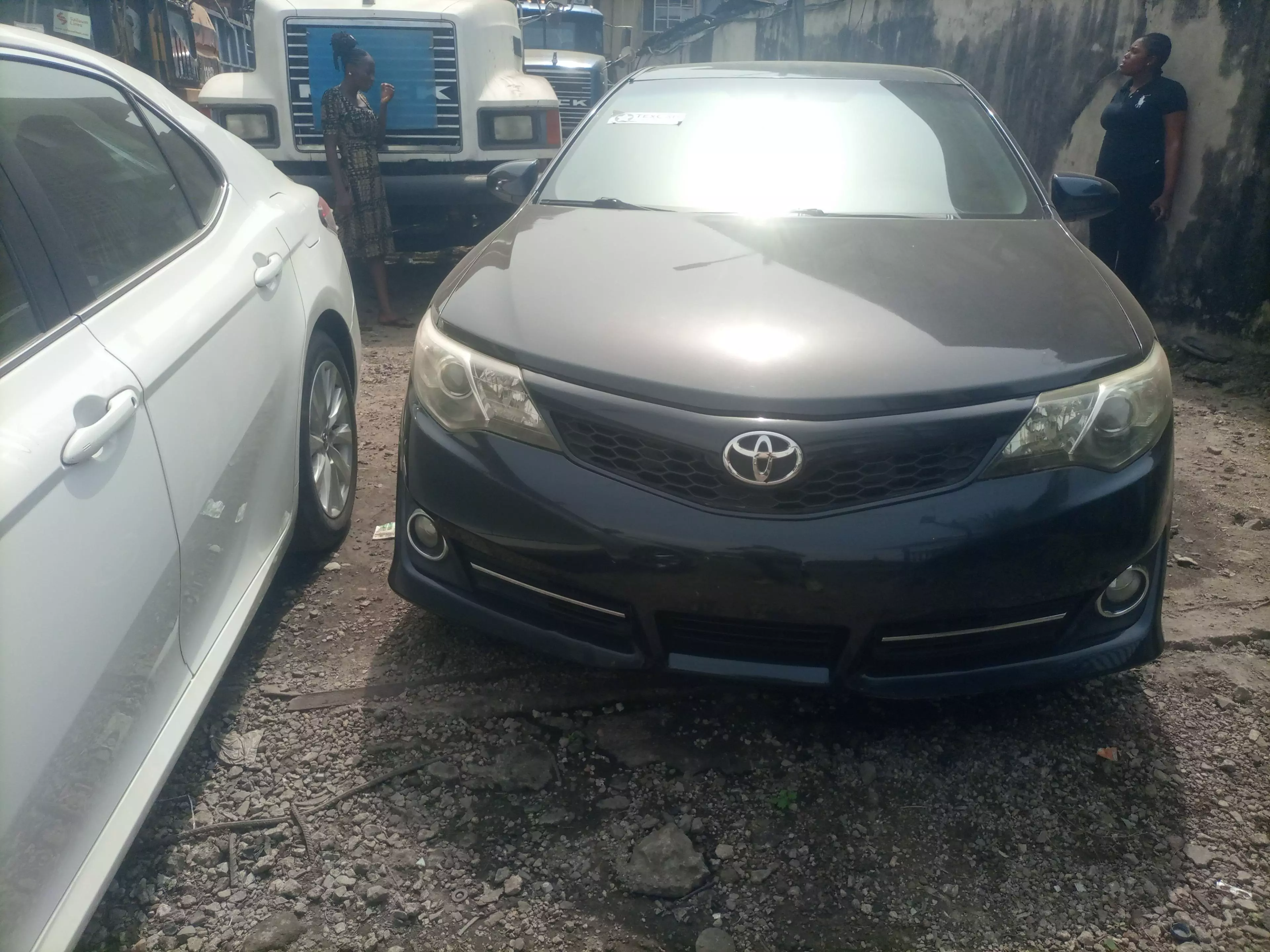 Toyota Camry - 2012