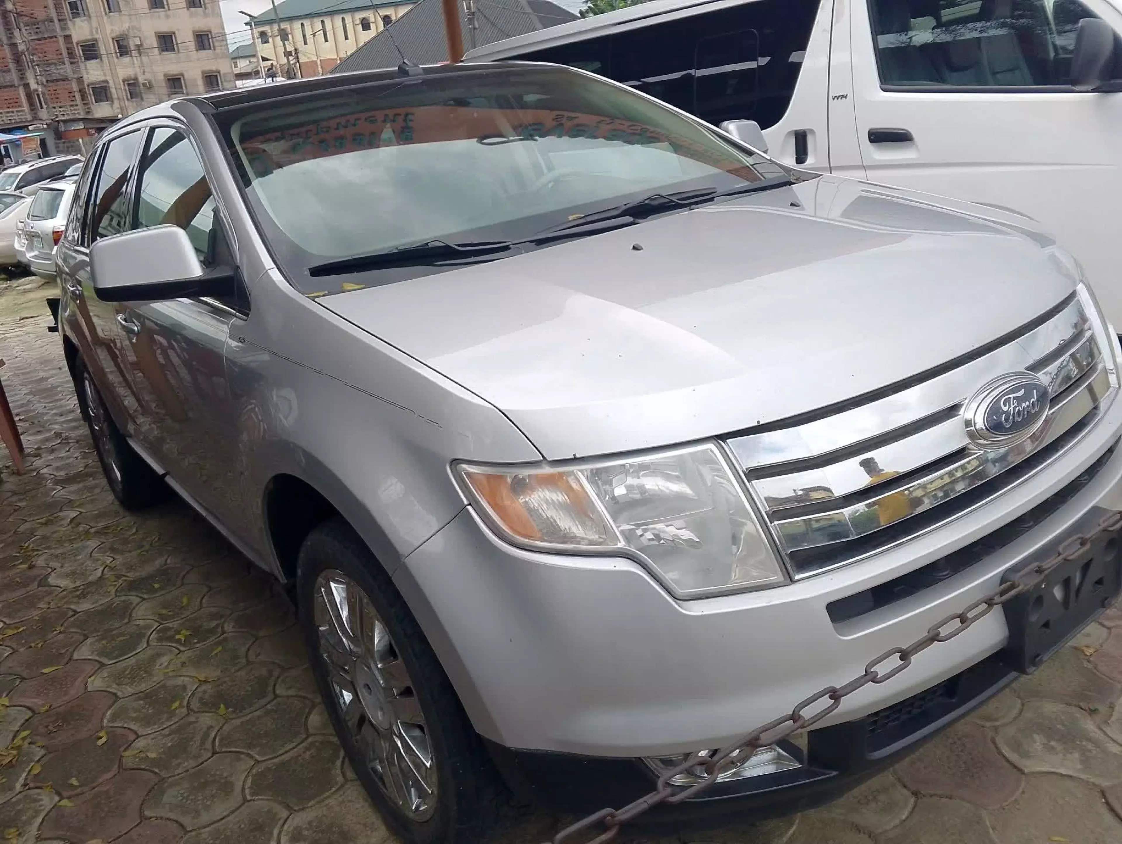 Ford Edge - 2010