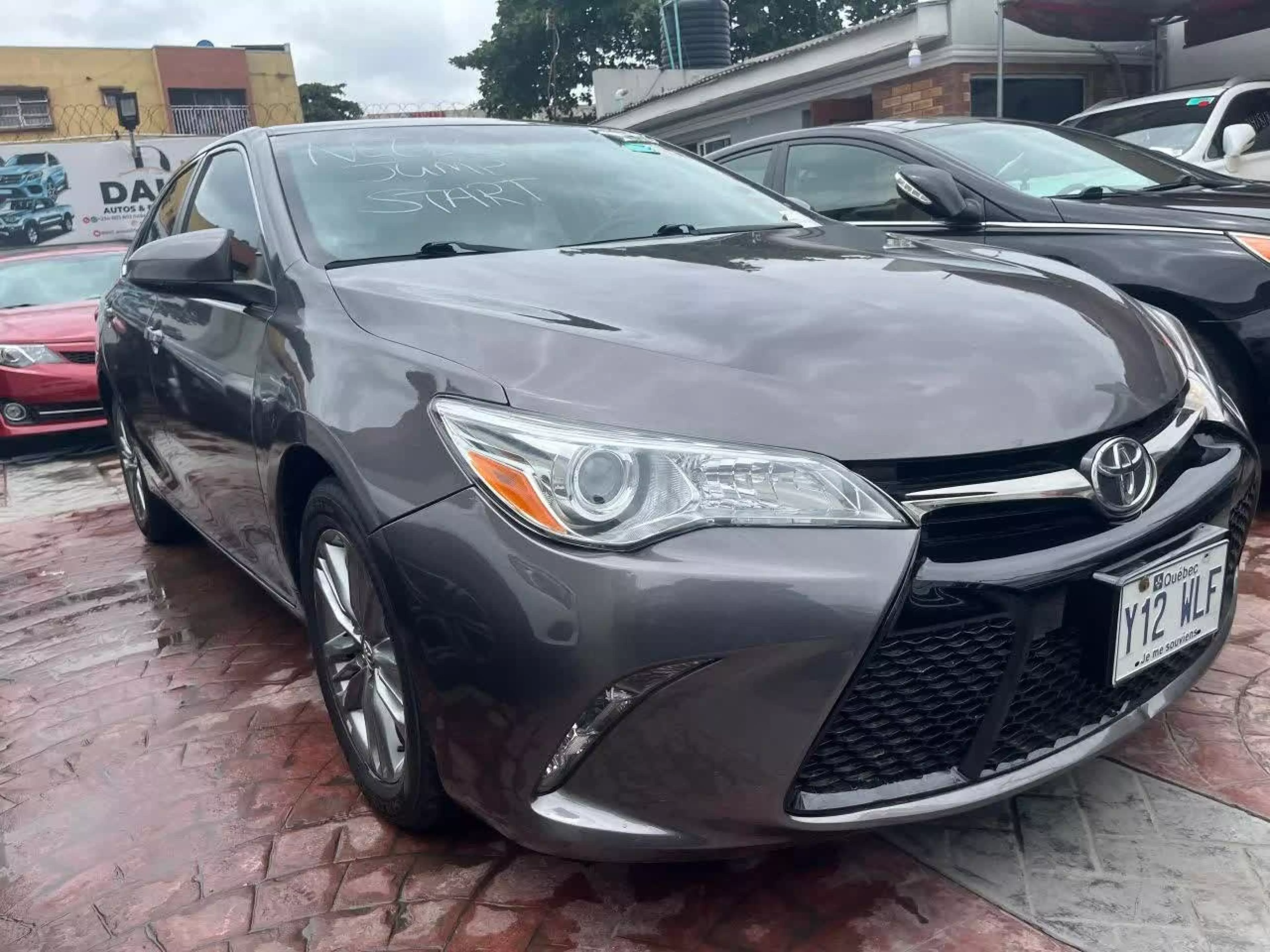 Toyota Camry - 2016