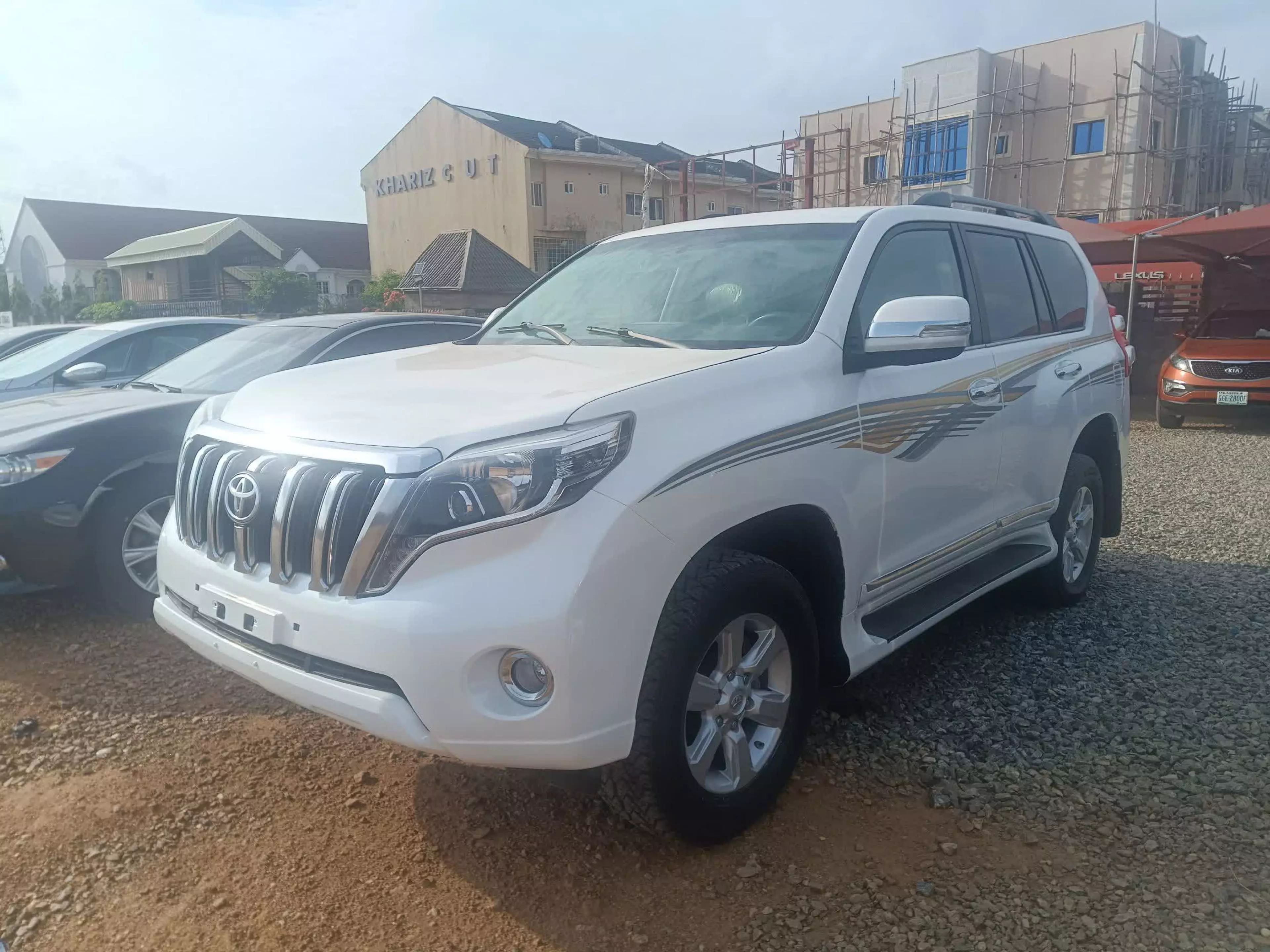 Toyota Land Cruiser Prado TX L - 2014