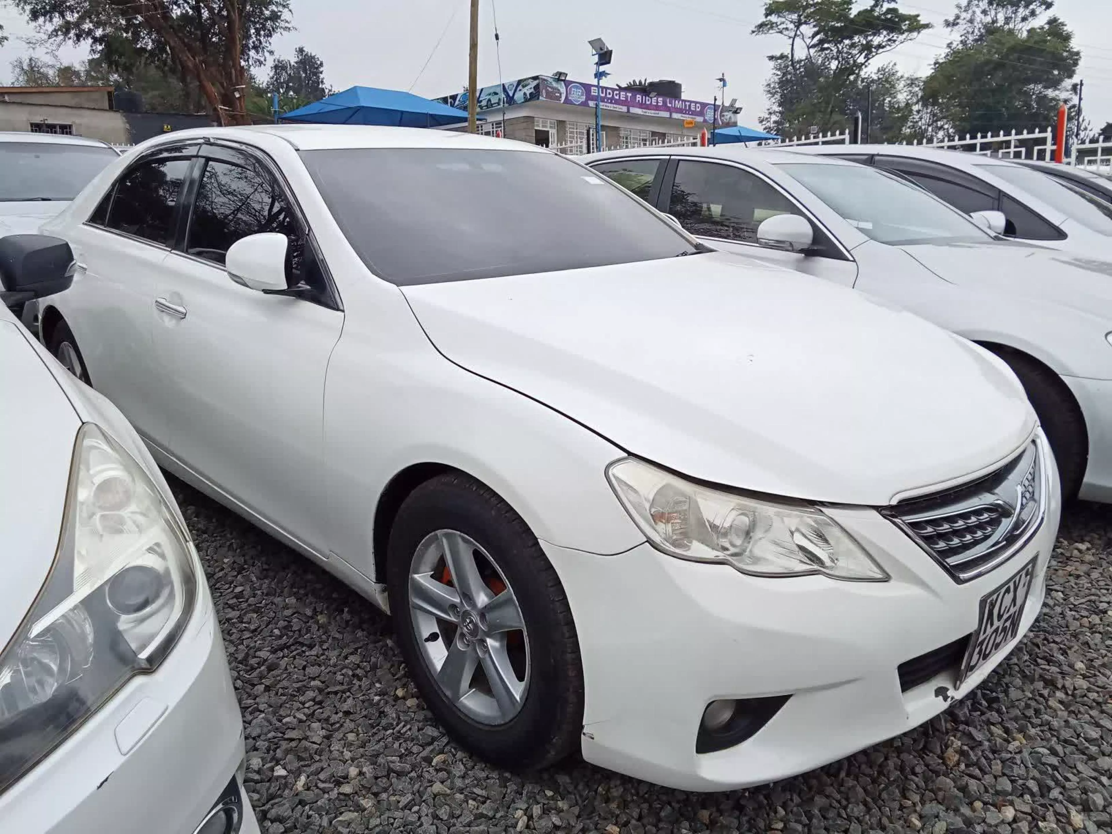 Toyota Mark X - 2012