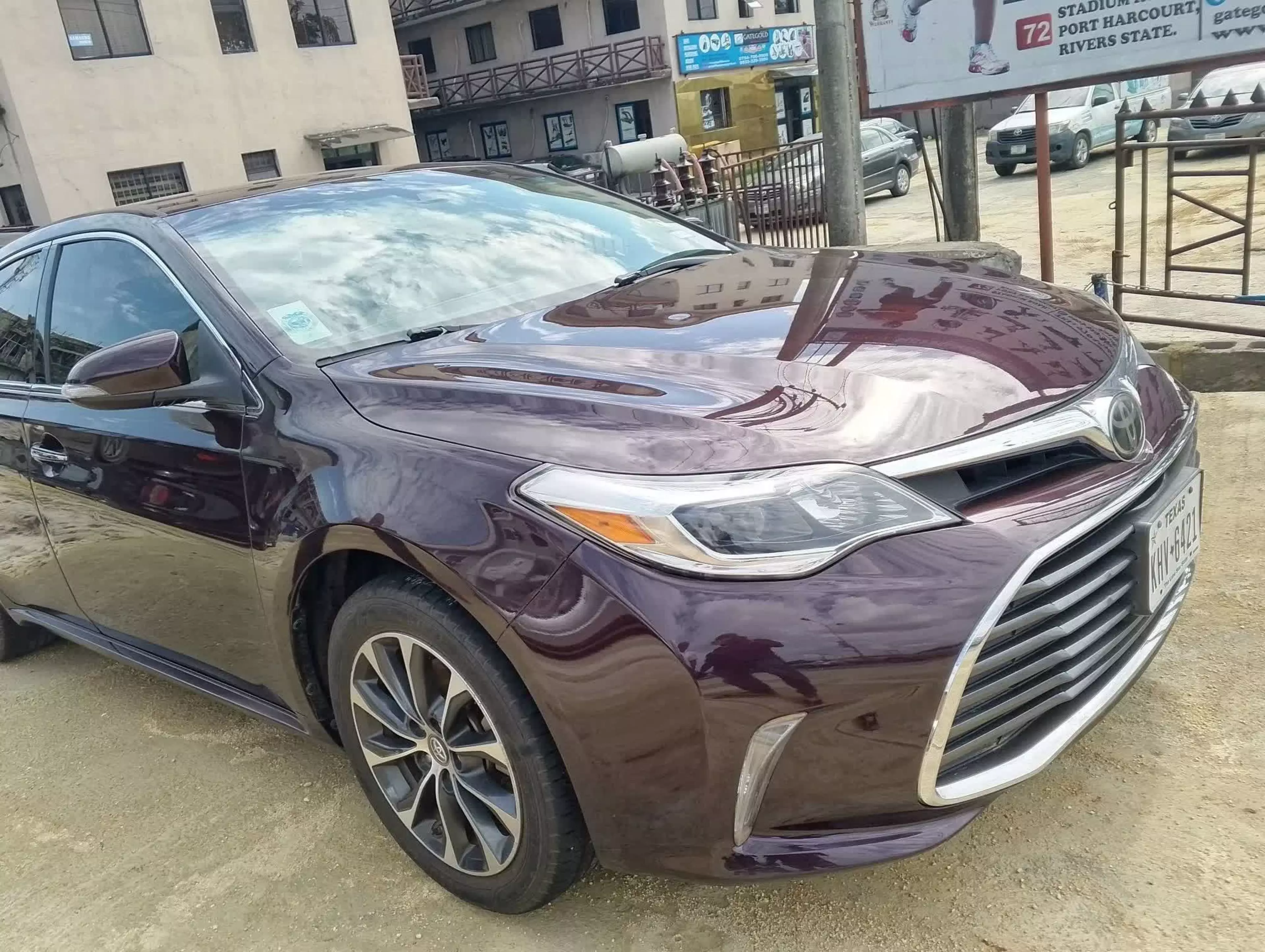 Toyota Avalon - 2017