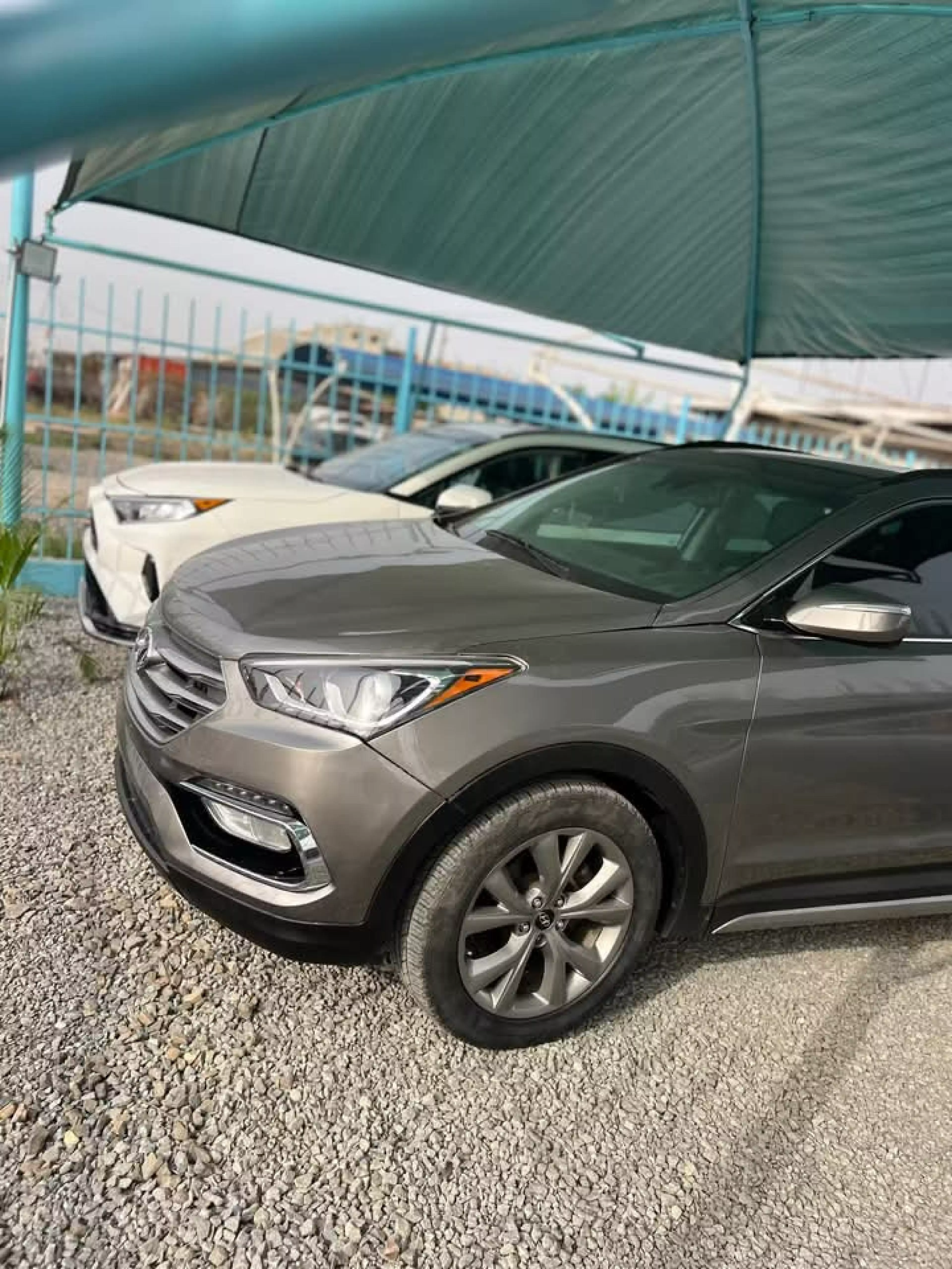 Hyundai Santa Fe - 2017