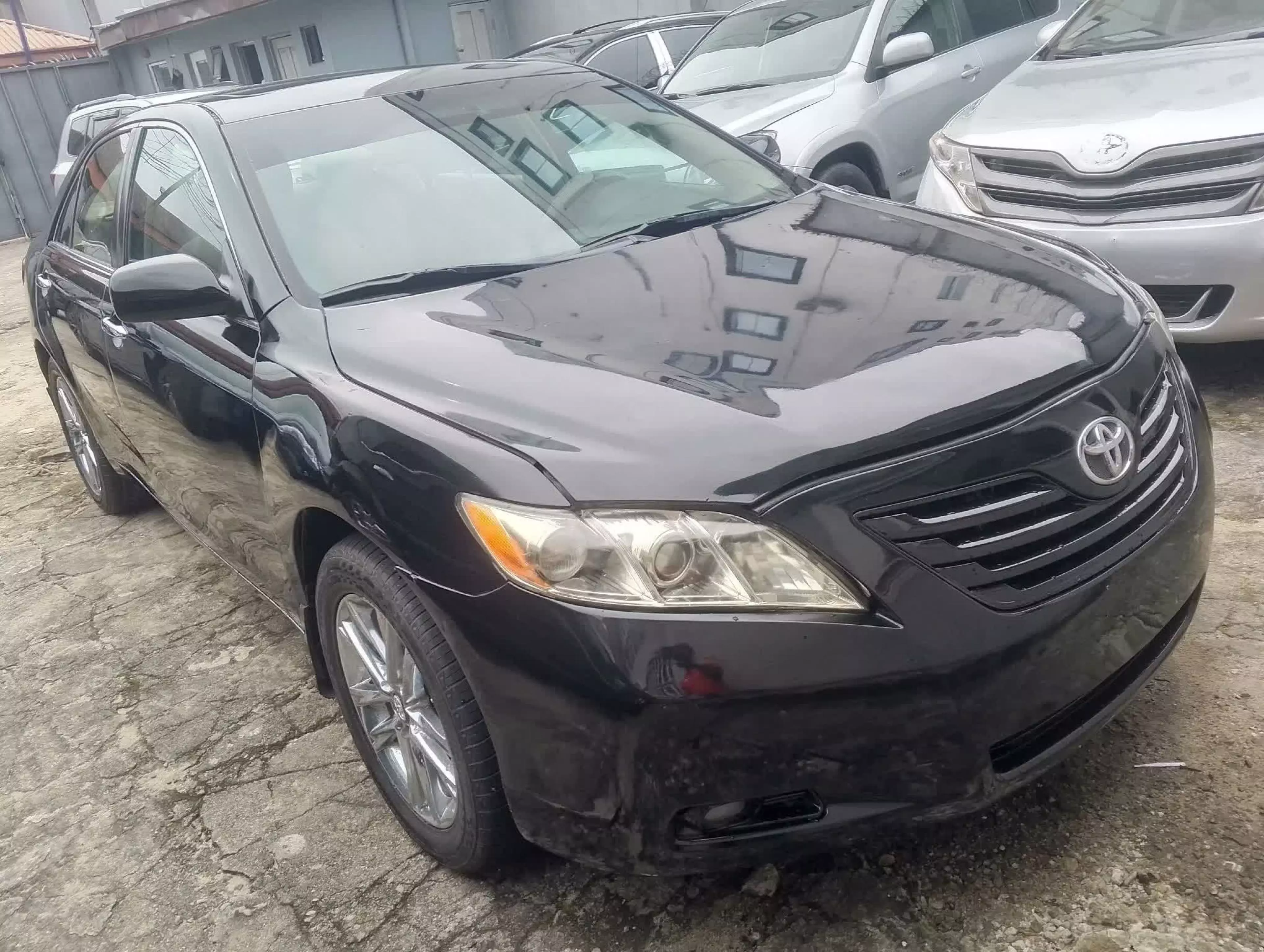 Toyota Camry  - 2007