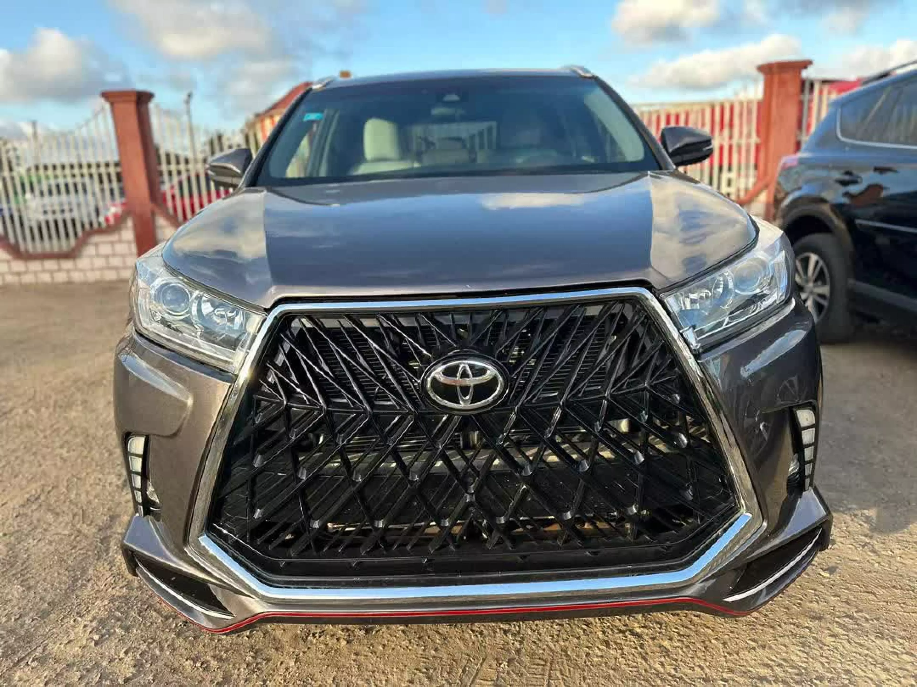 Toyota Highlander - 2019