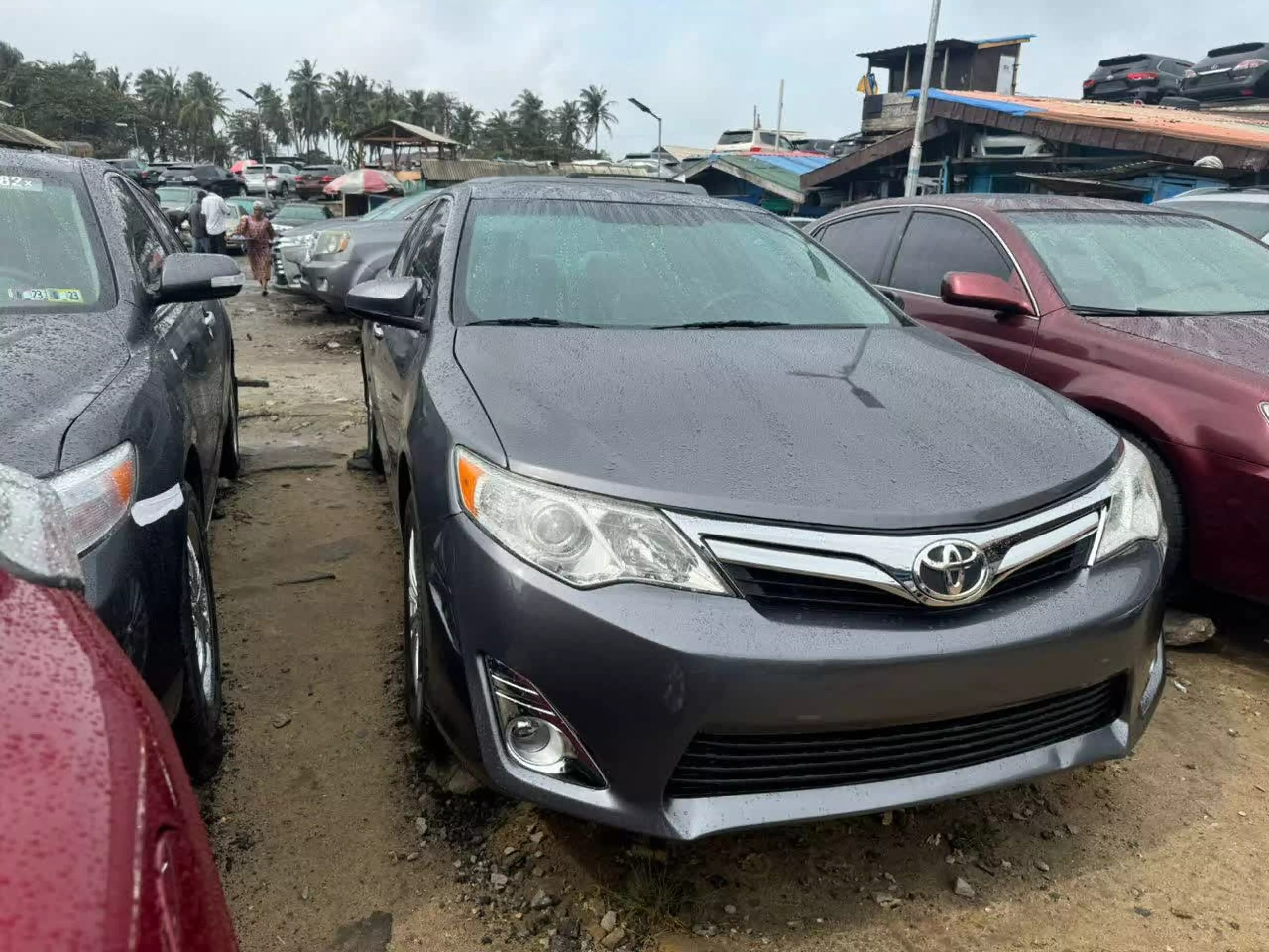 Toyota Camry  - 2012