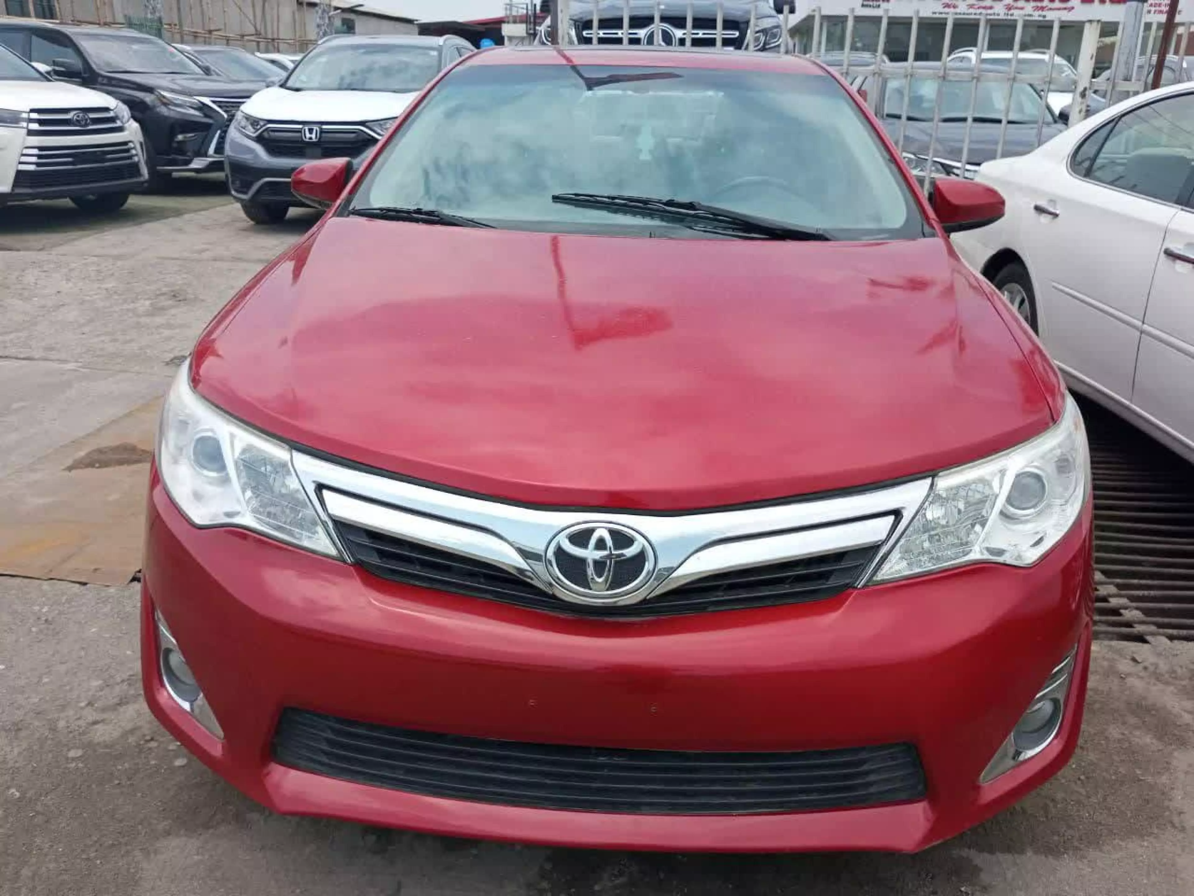 Toyota Camry - 2012