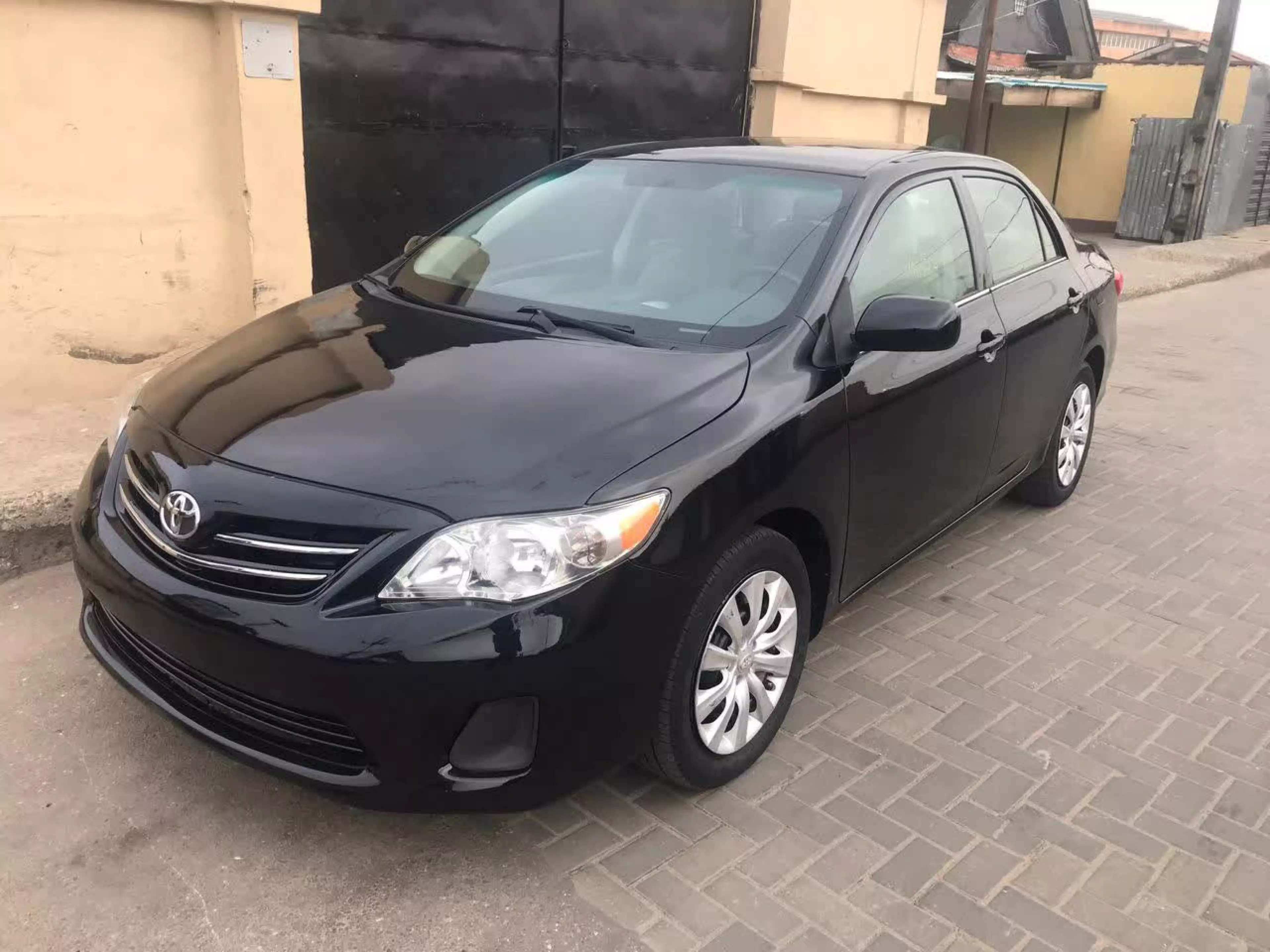 Toyota Corolla - 2013