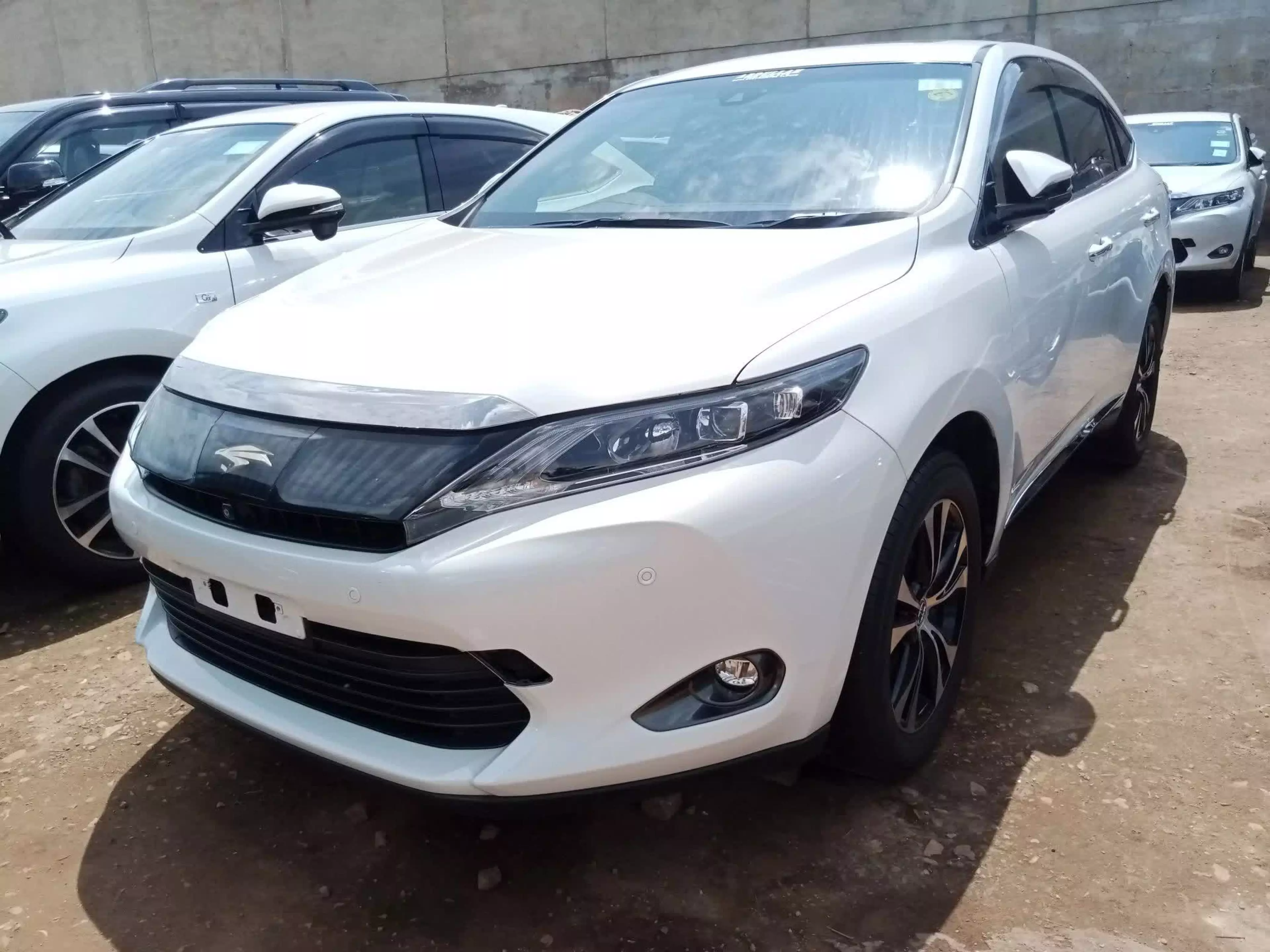 Toyota Harrier - 2015