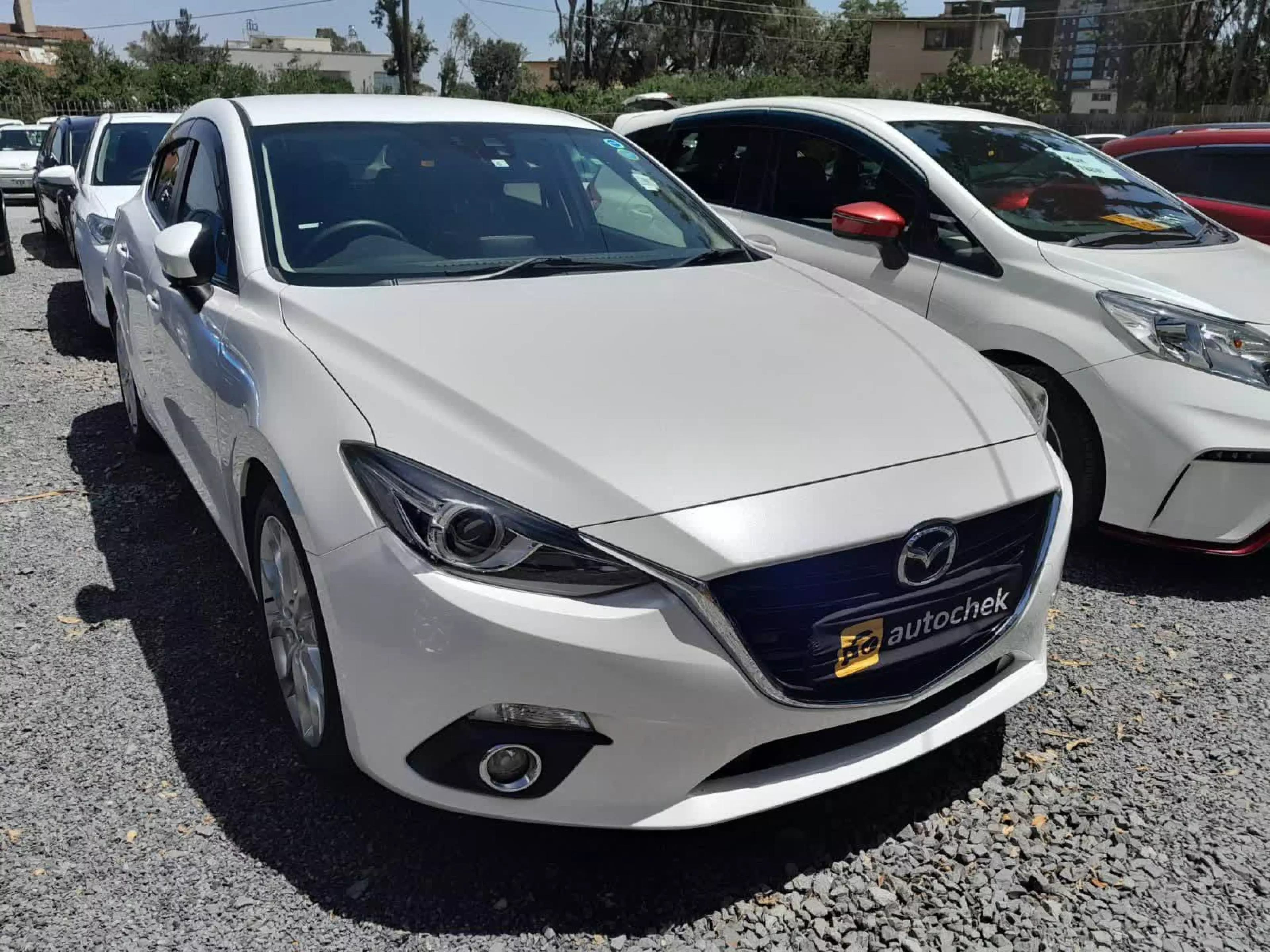 Mazda Axela  - 2015