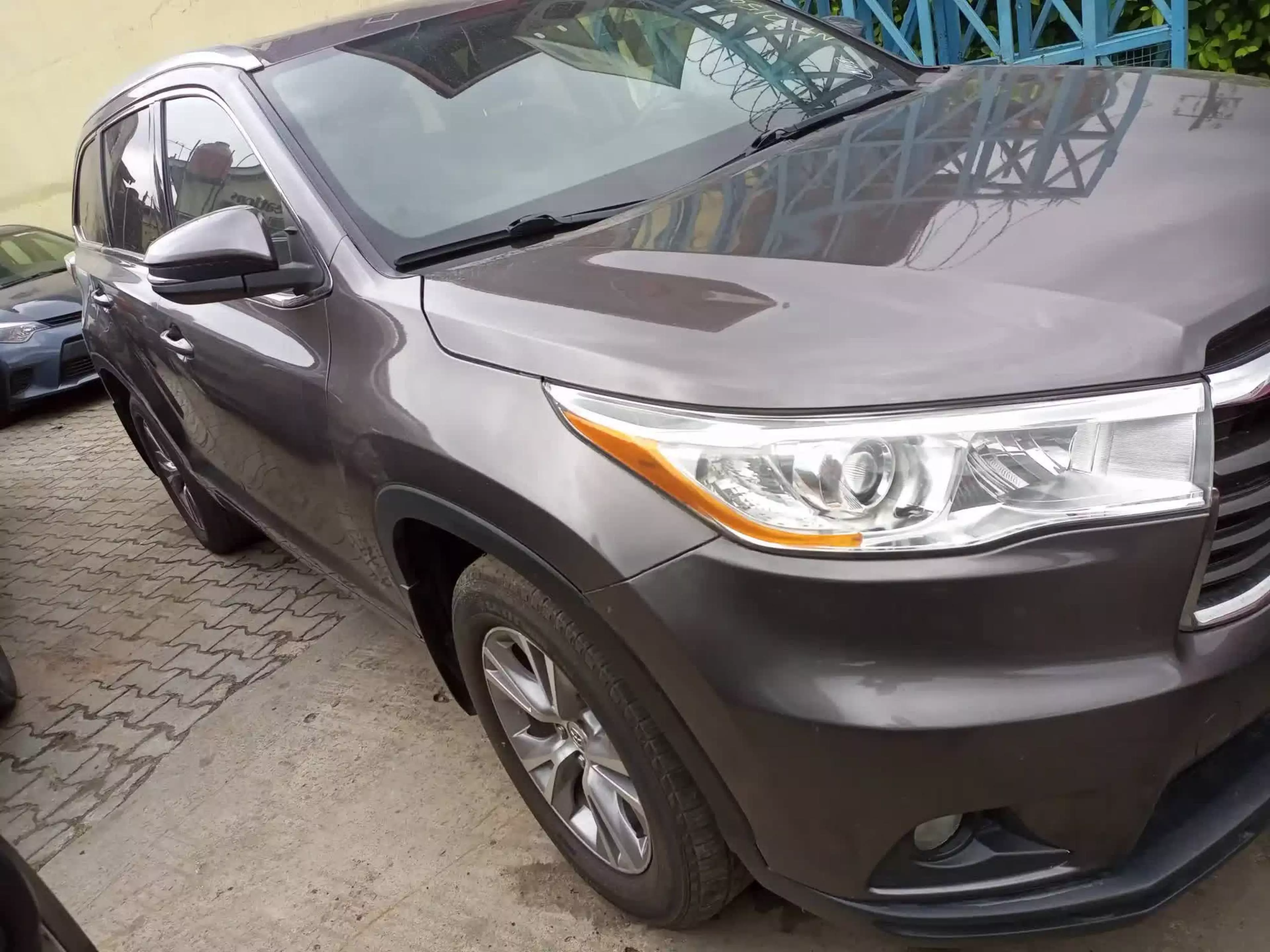 Toyota Highlander - 2015