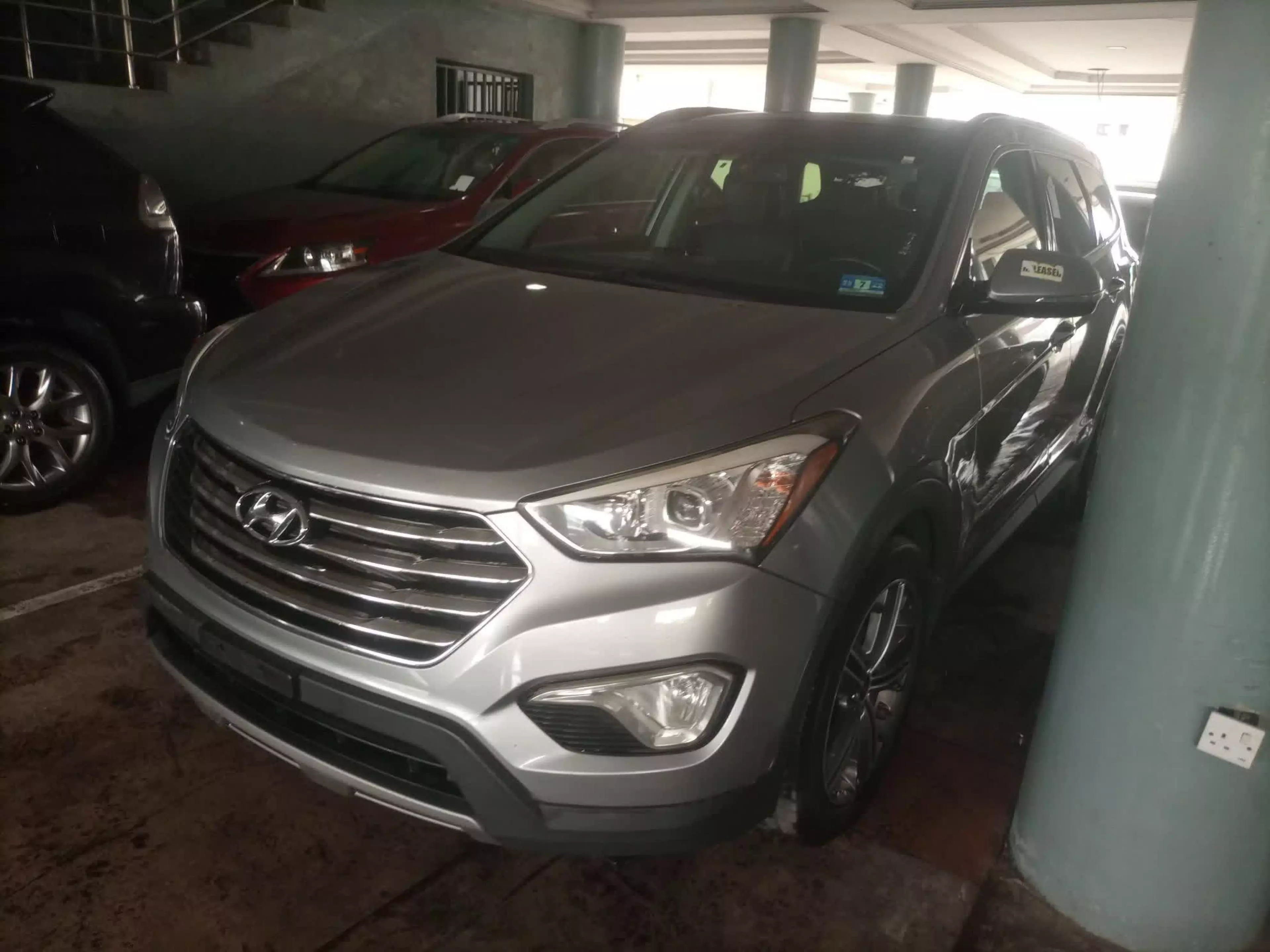 Hyundai Santa Fe - 2013