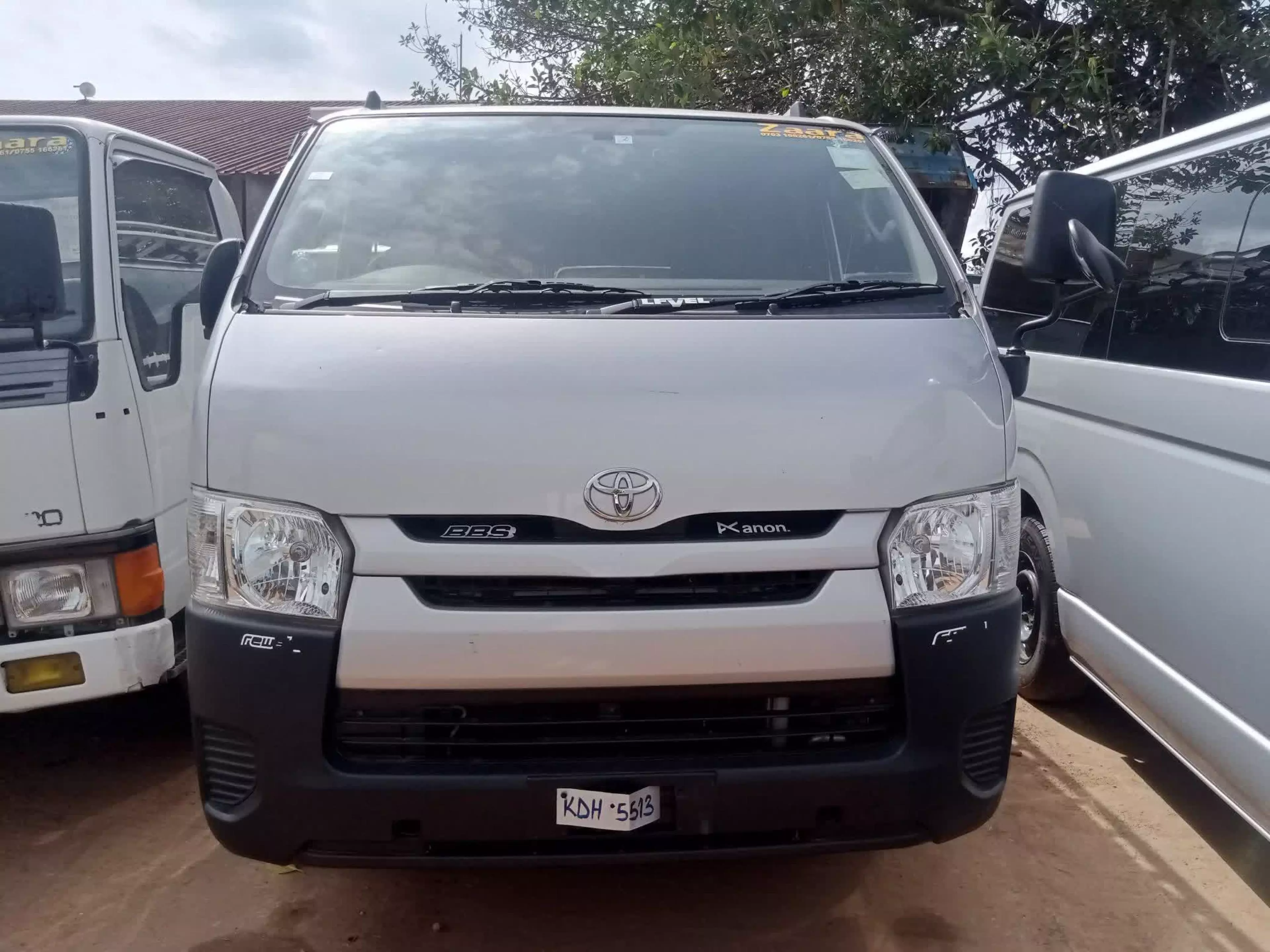 Toyota Hiace - 2014