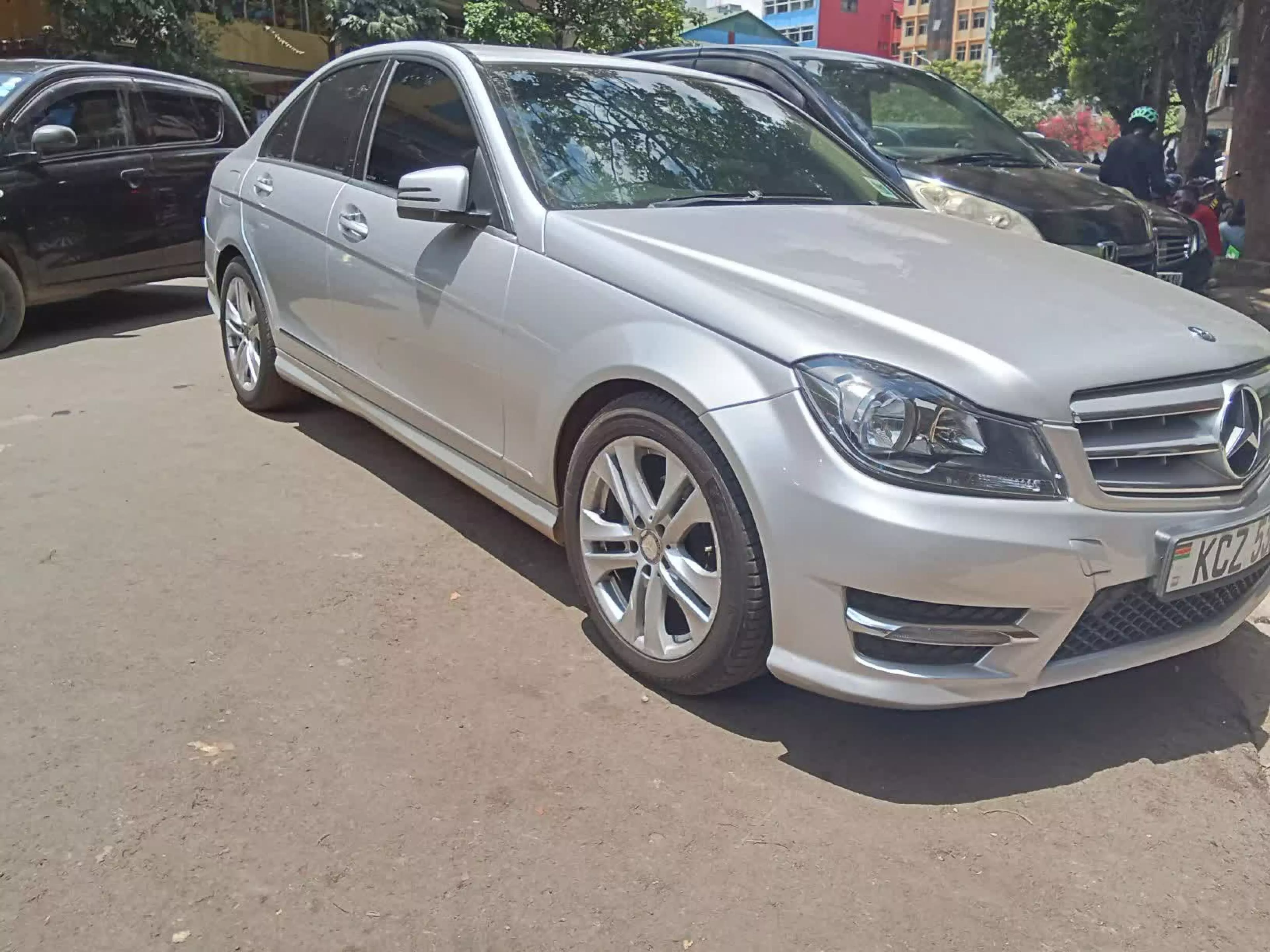 Mercedes-Benz C 180 - 2013