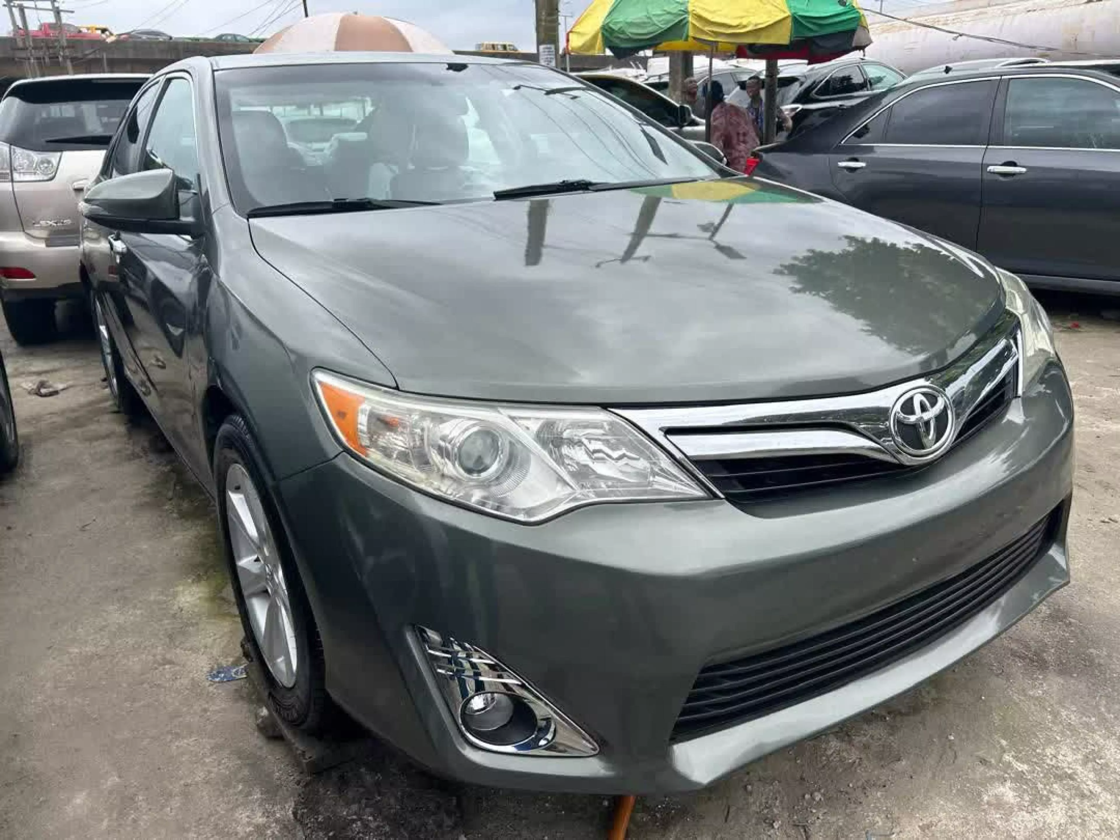 Toyota Camry - 2013