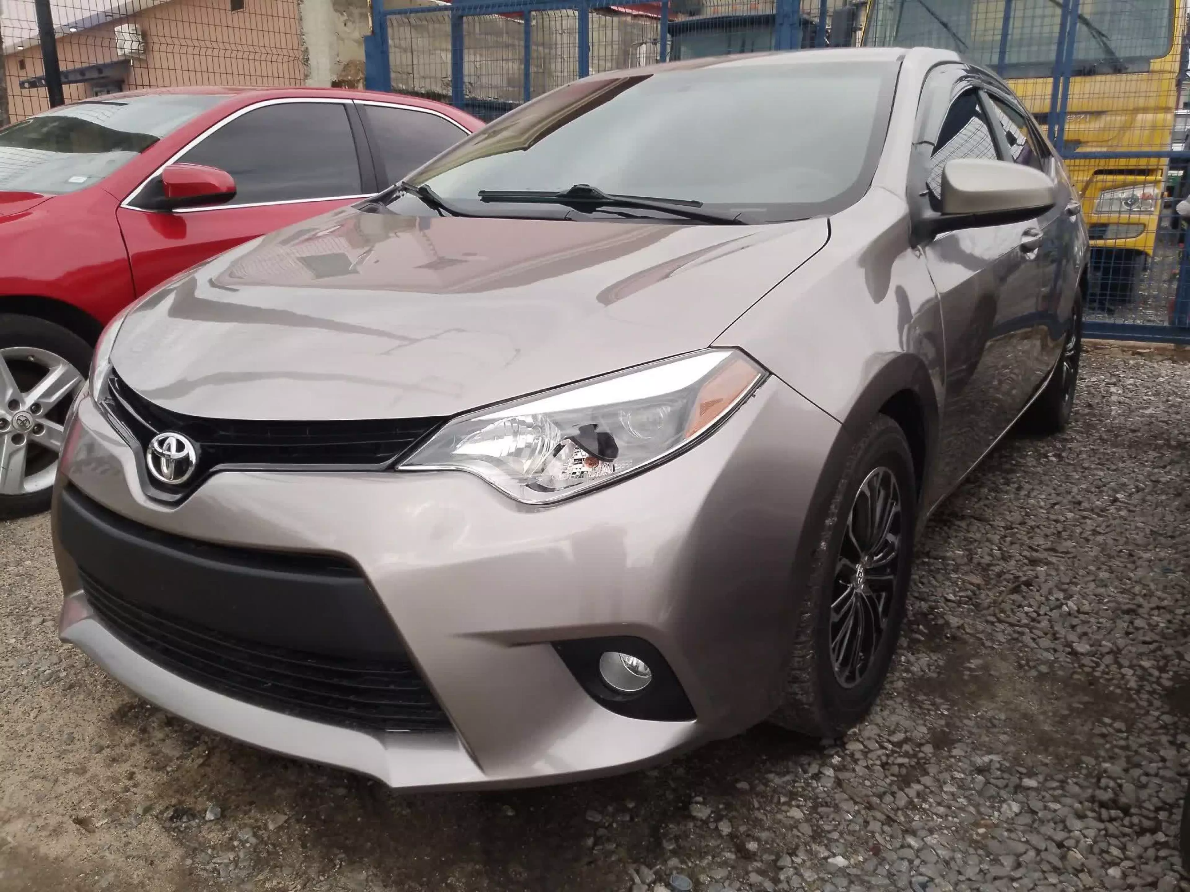 Toyota Corolla - 2014