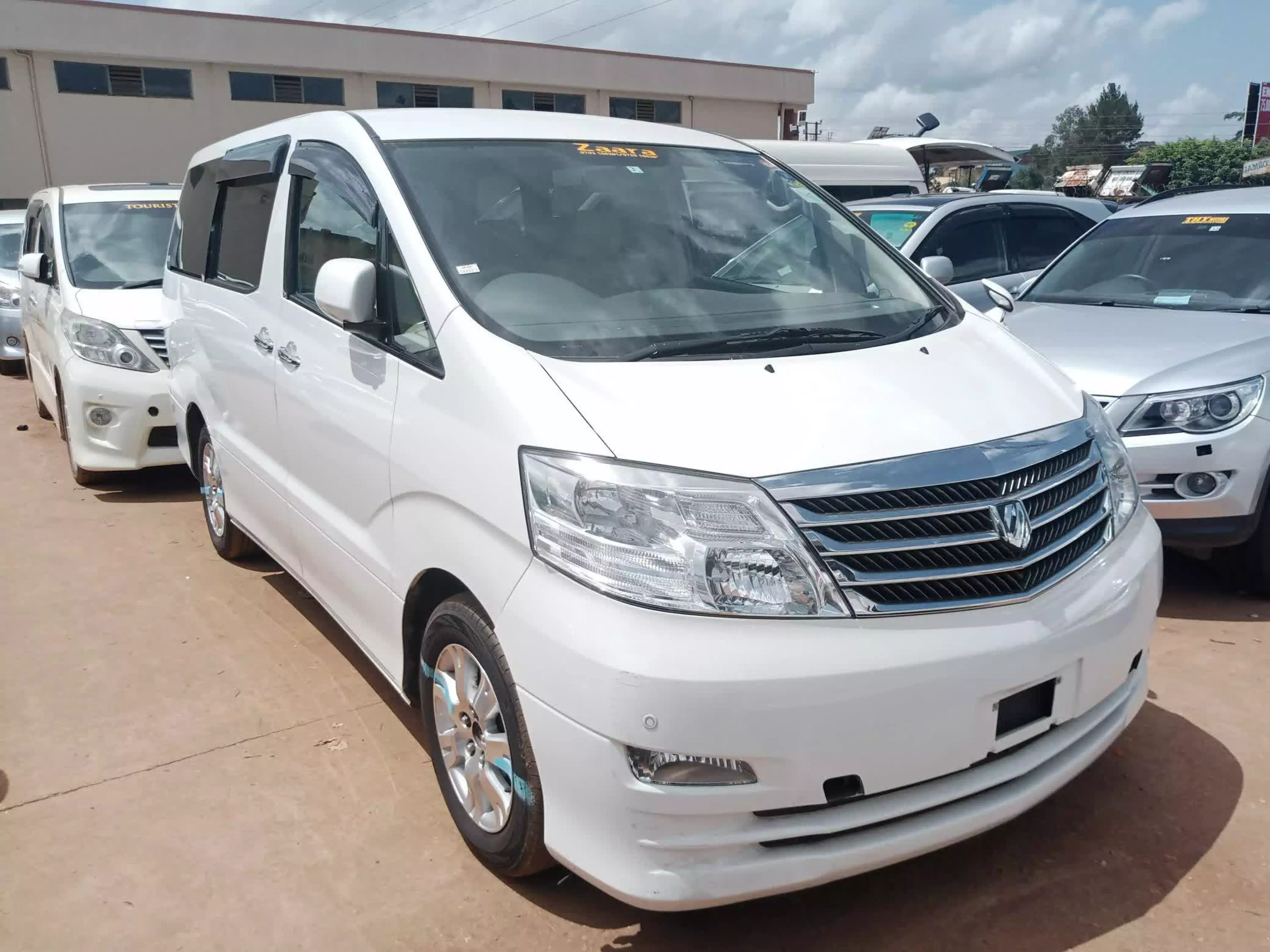 Toyota Alphard  - 2008