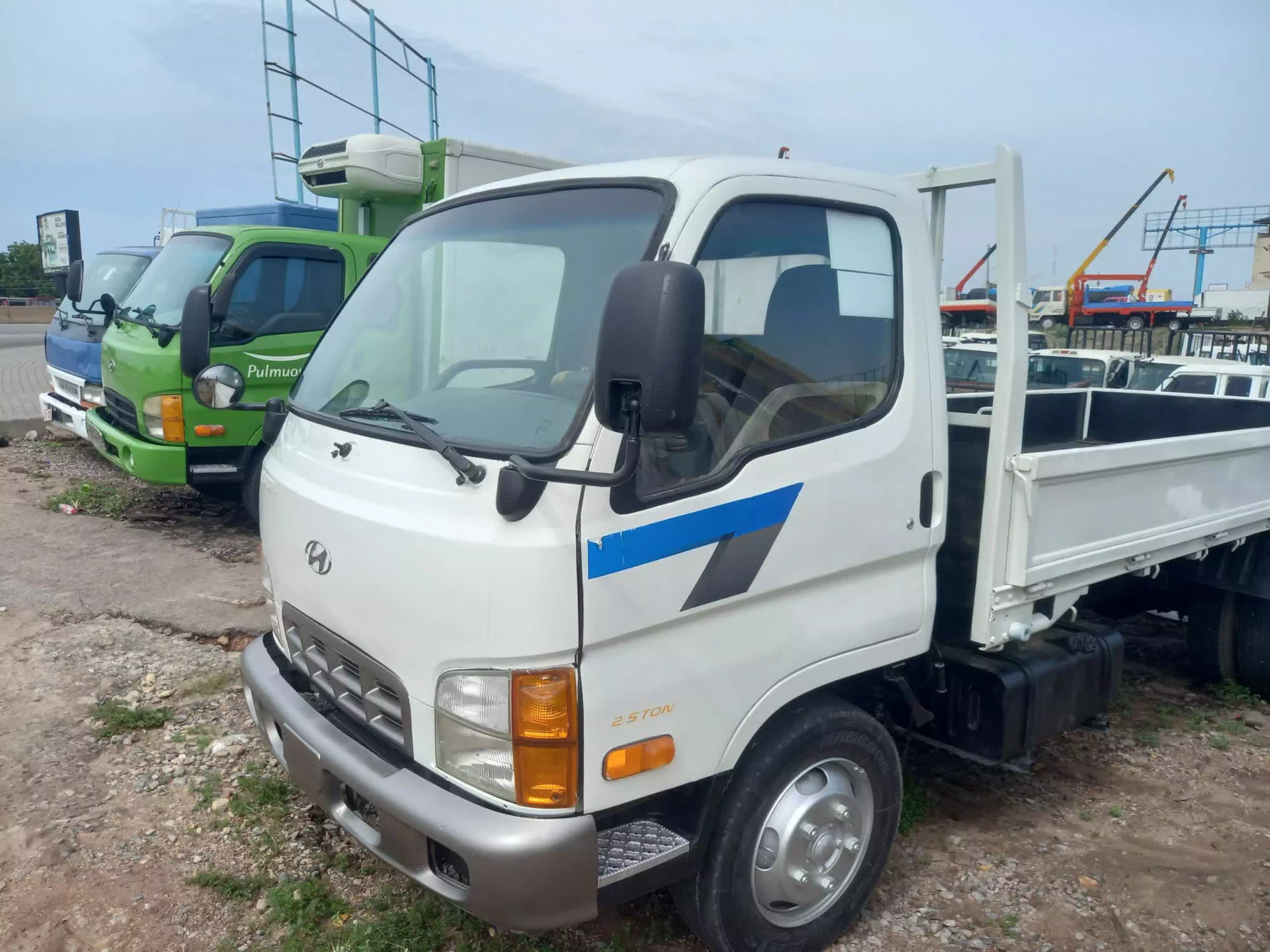 Hyundai Mighty  - 2004