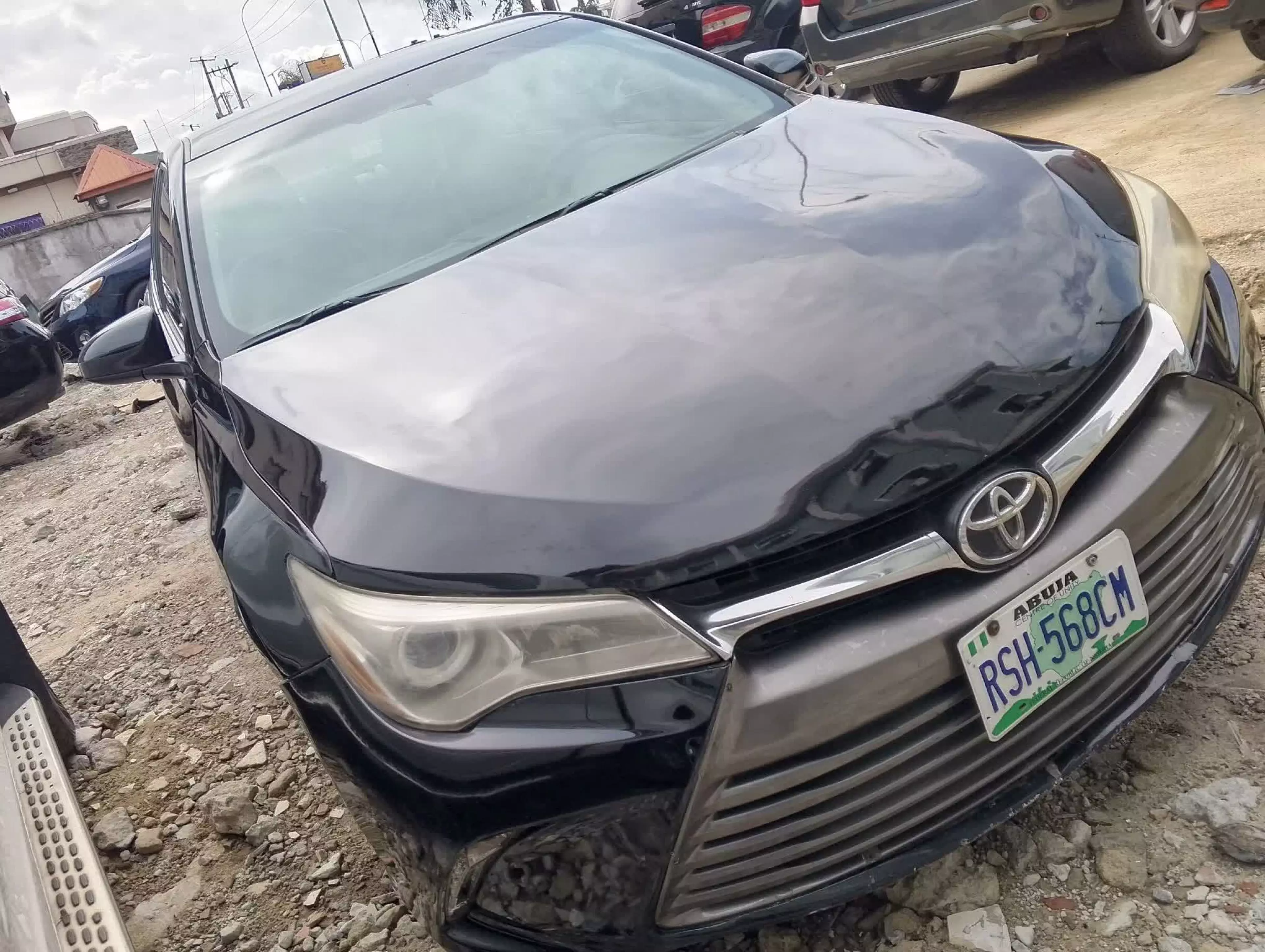 Toyota Camry - 2015