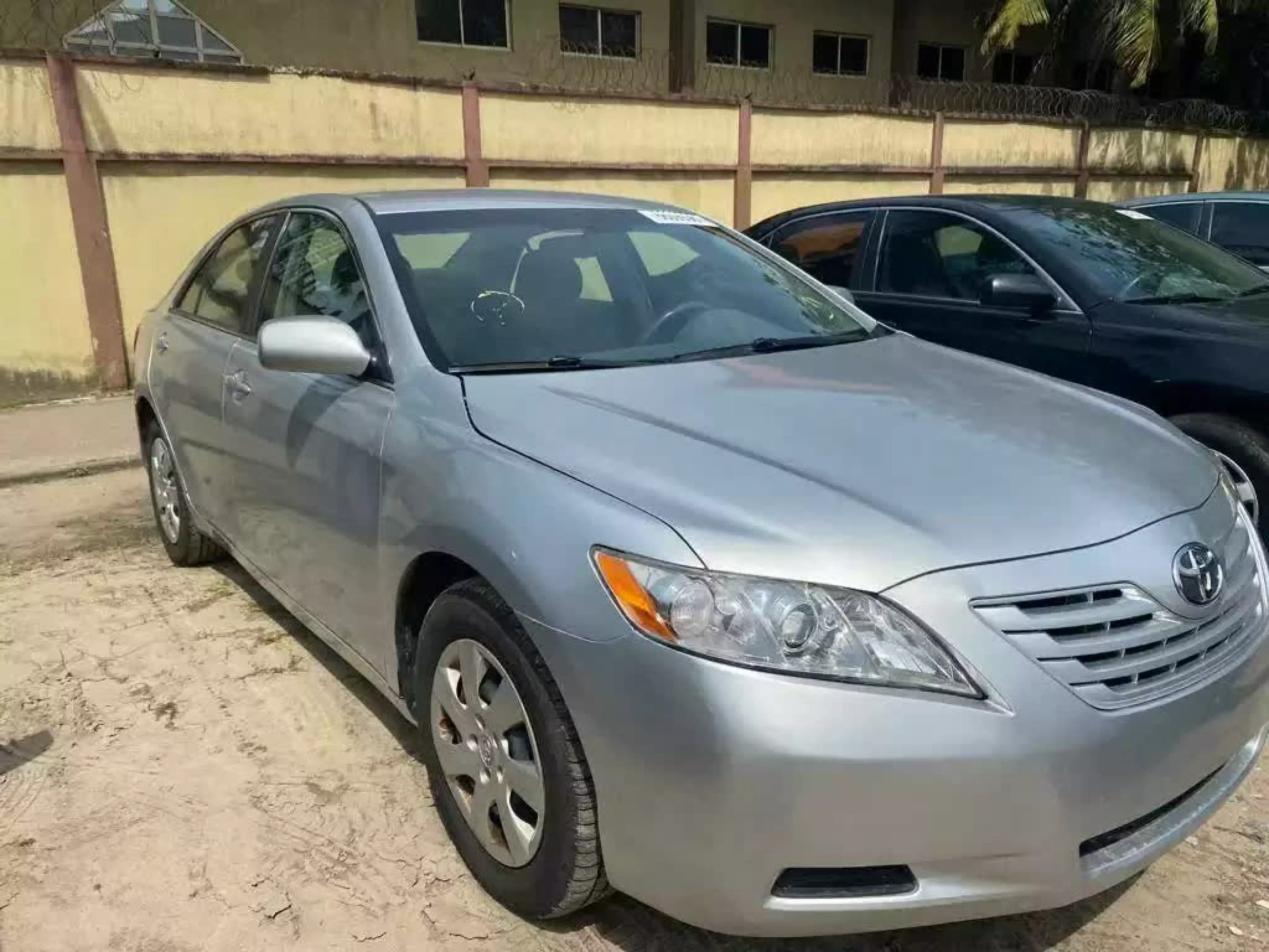 Toyota Camry - 2007