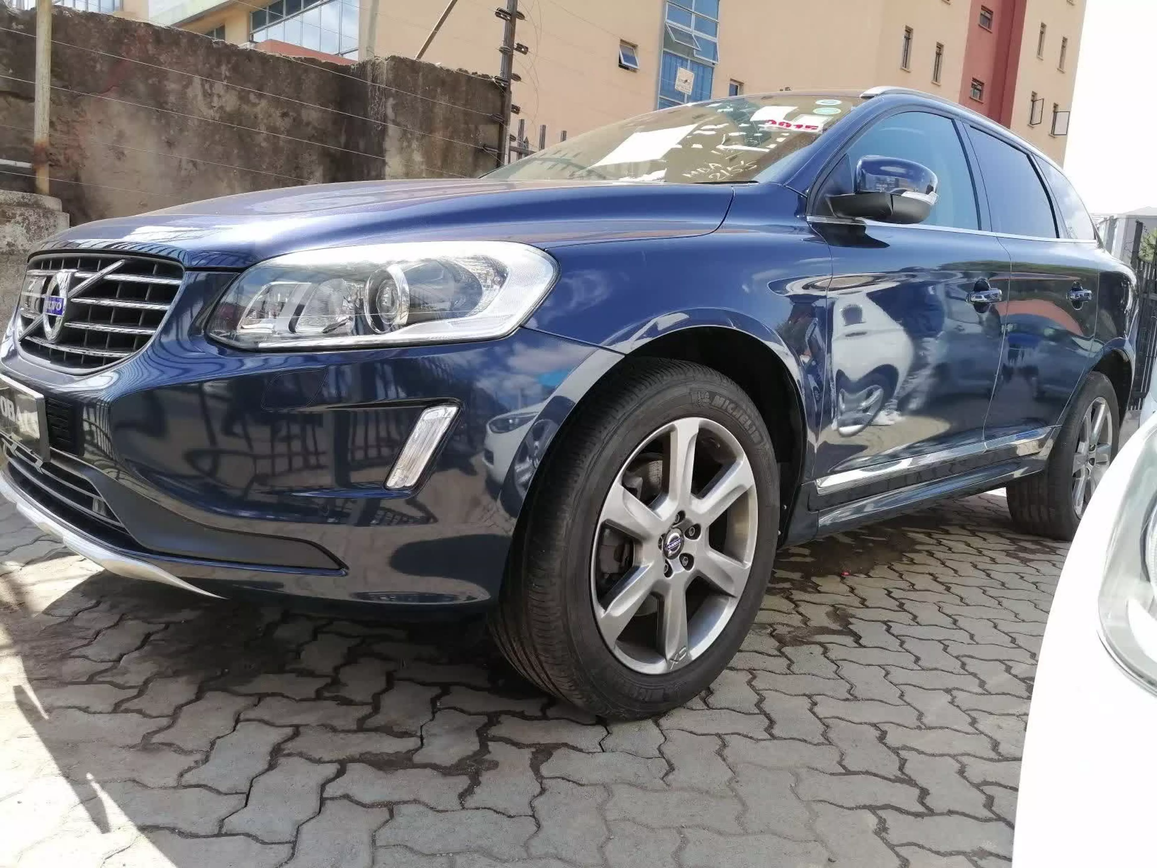 Volvo XC60 - 2015