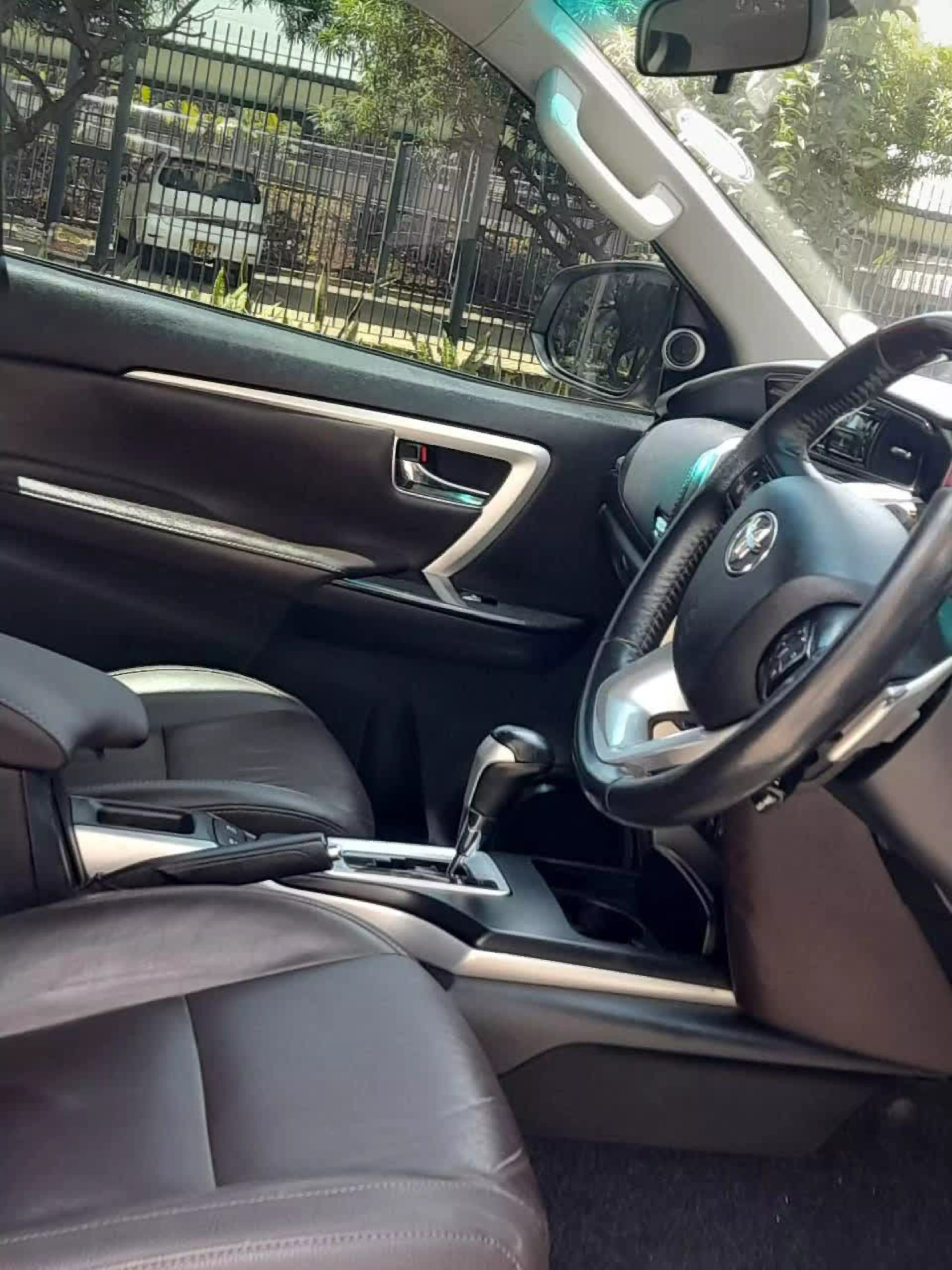 Toyota Hilux   - 2018