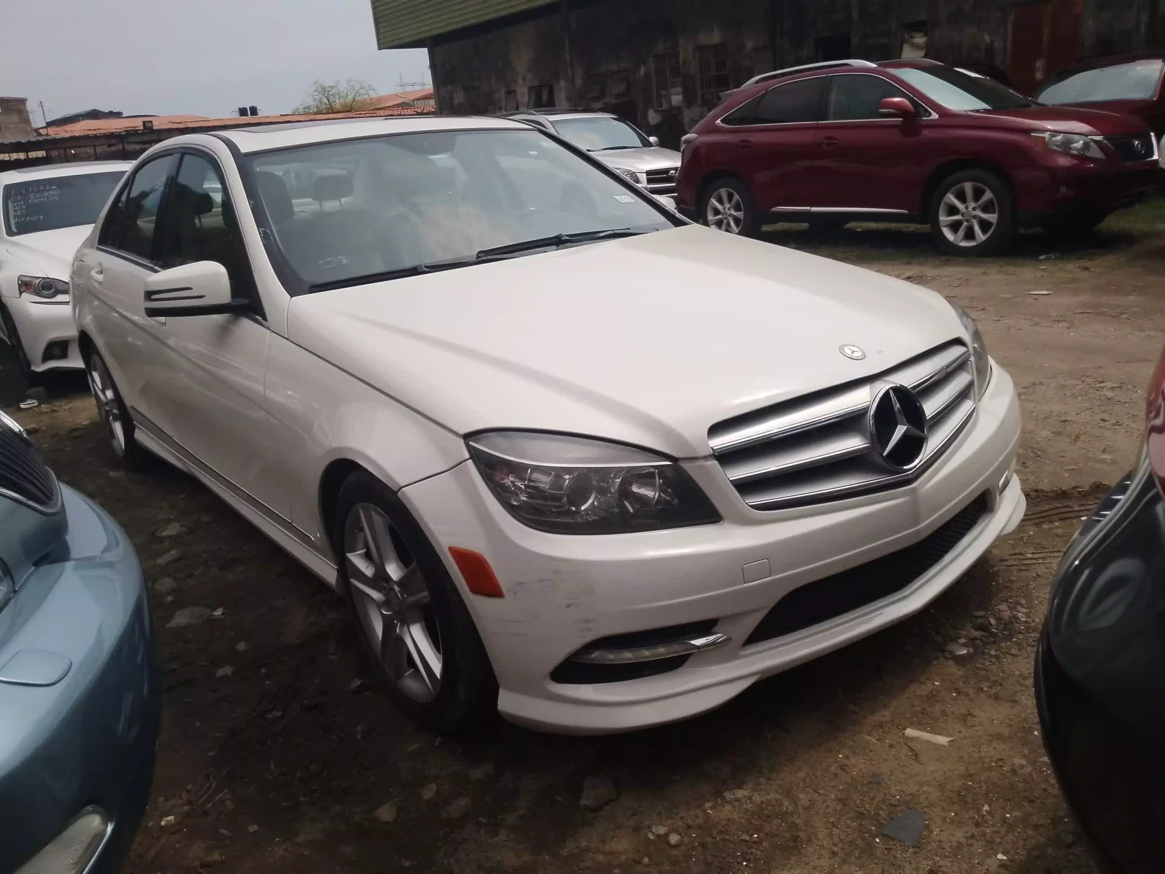 Mercedes-Benz C 300 - 2011
