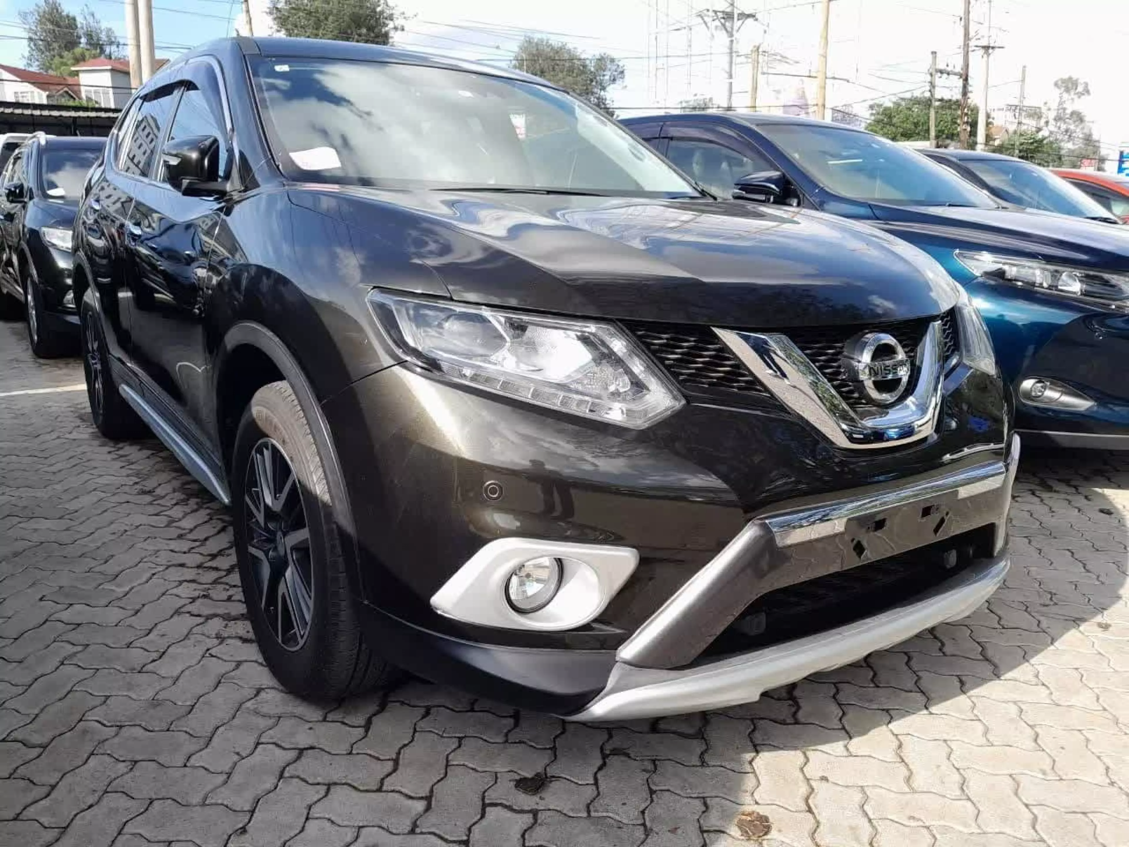 Nissan X-Trail - 2016