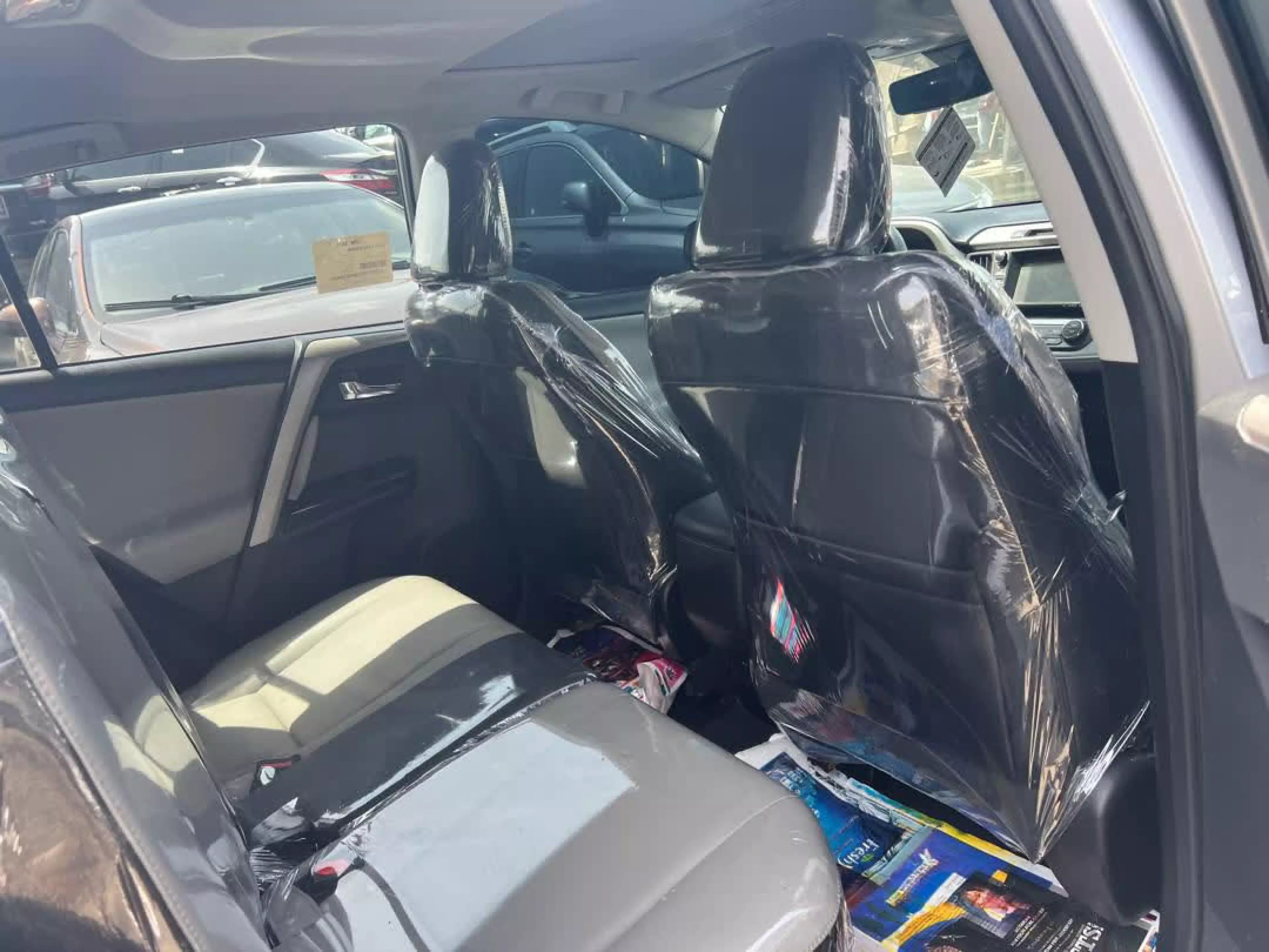Toyota RAV 4   - 2017
