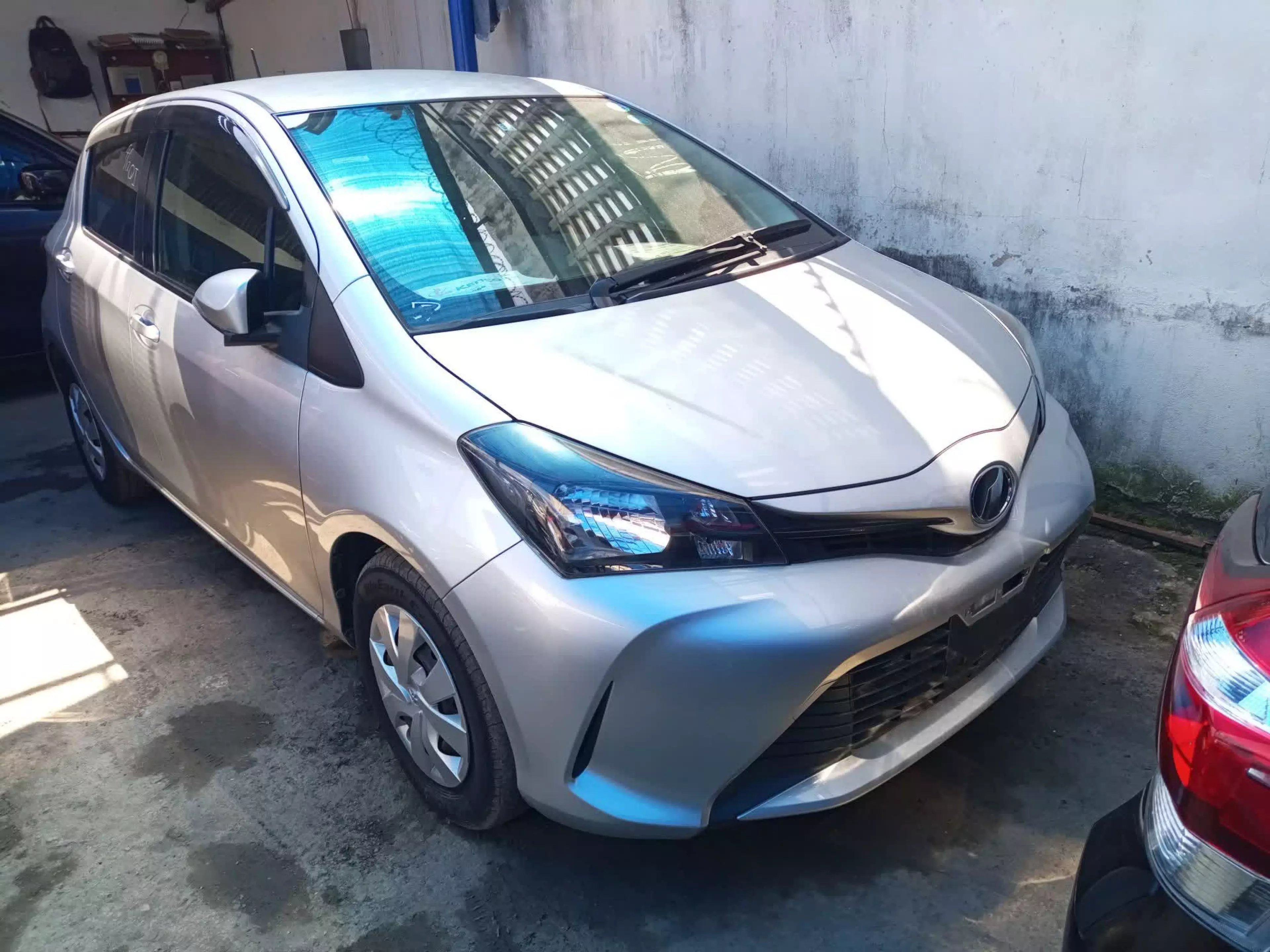 Toyota Vitz - 2016