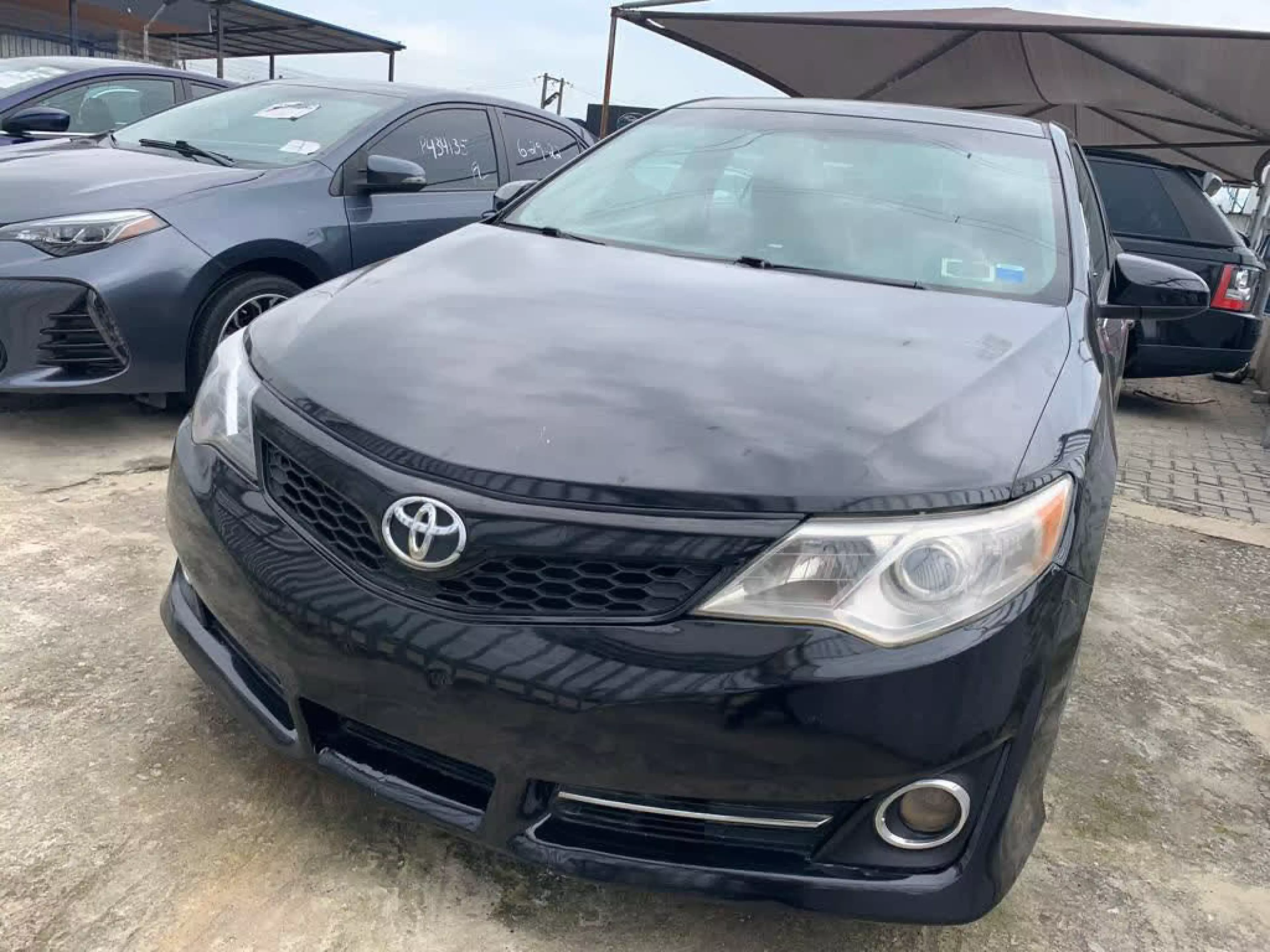 Toyota Camry - 2014
