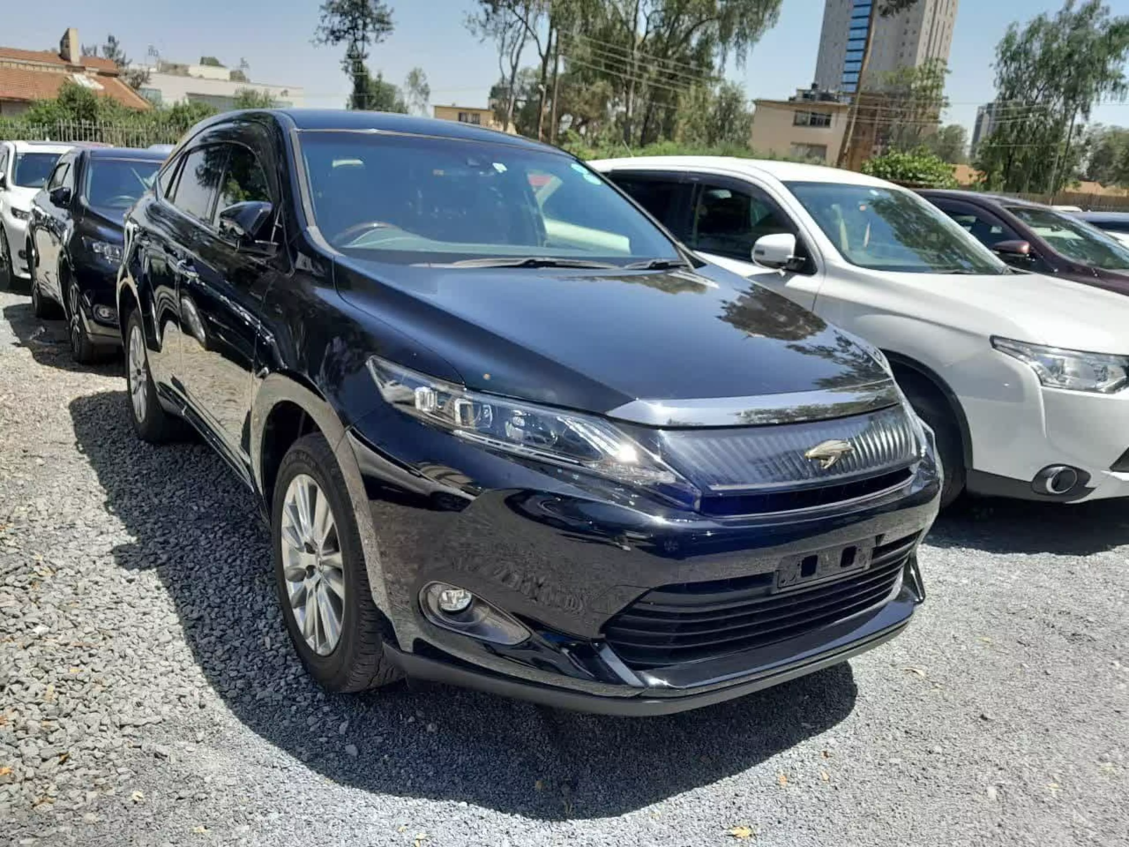 Toyota Harrier - 2015