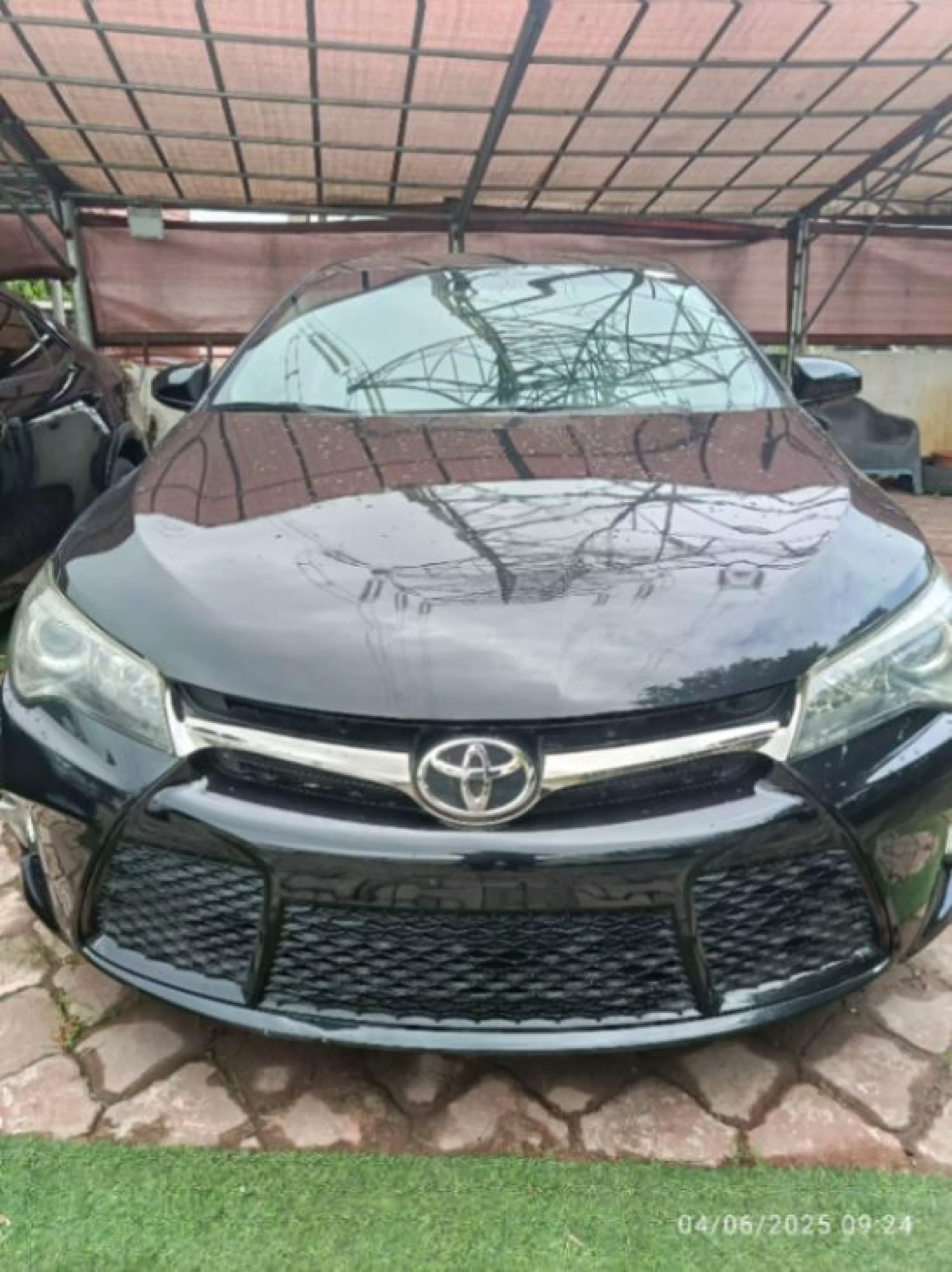 Toyota Camry - 2017